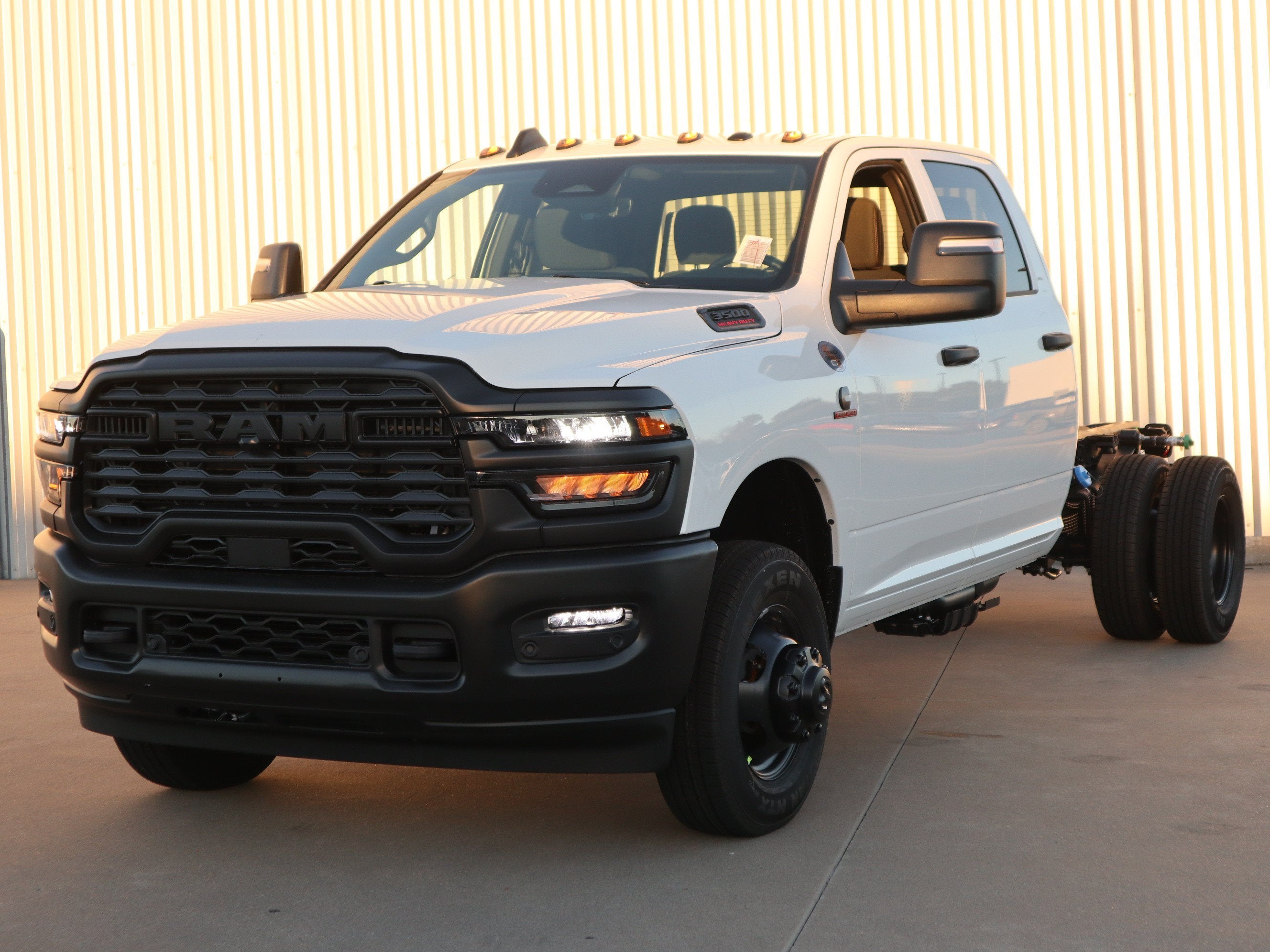 2027 RAM 3500 TRADESMAN