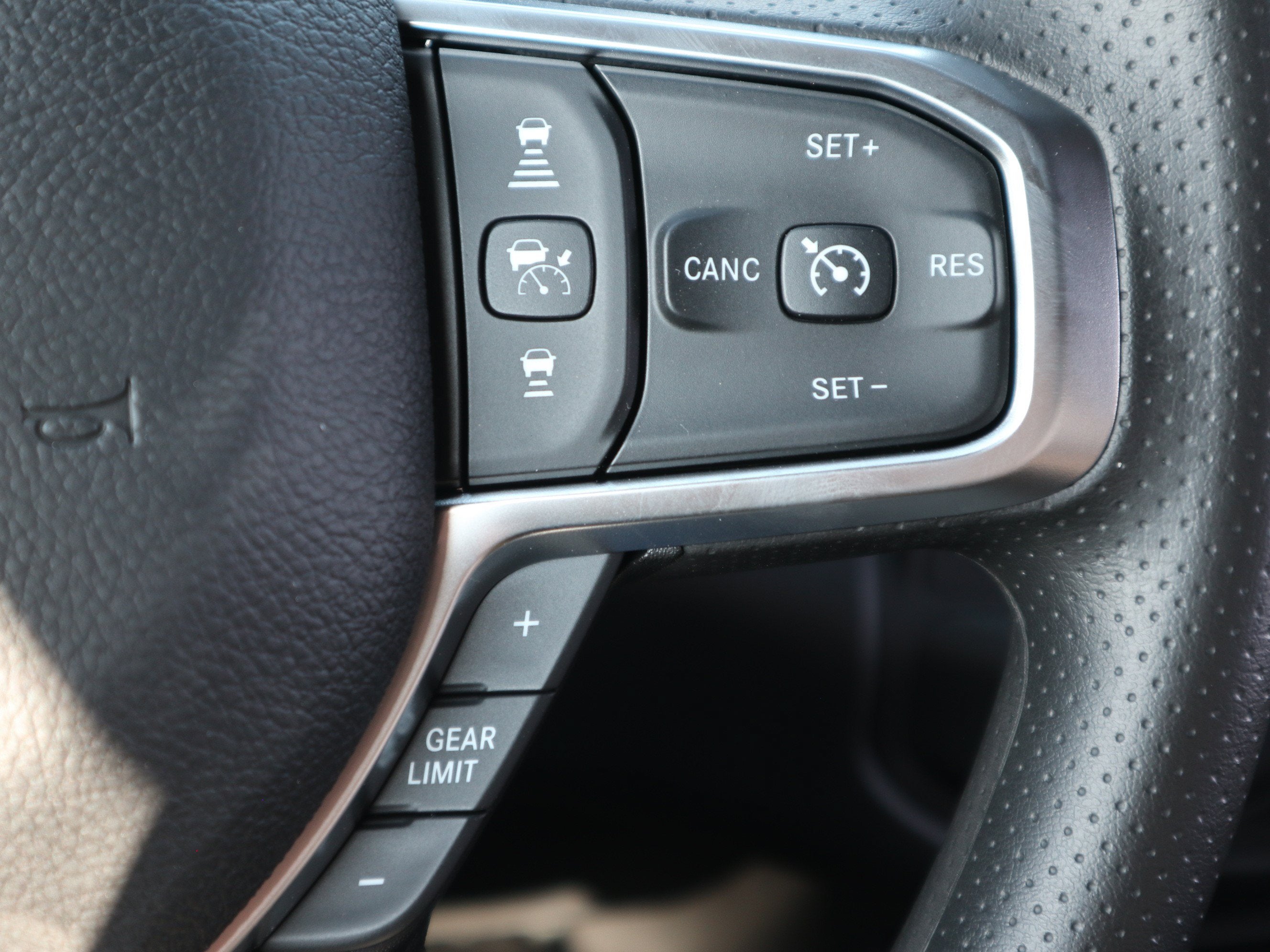 2027 RAM 3500 TRADESMAN