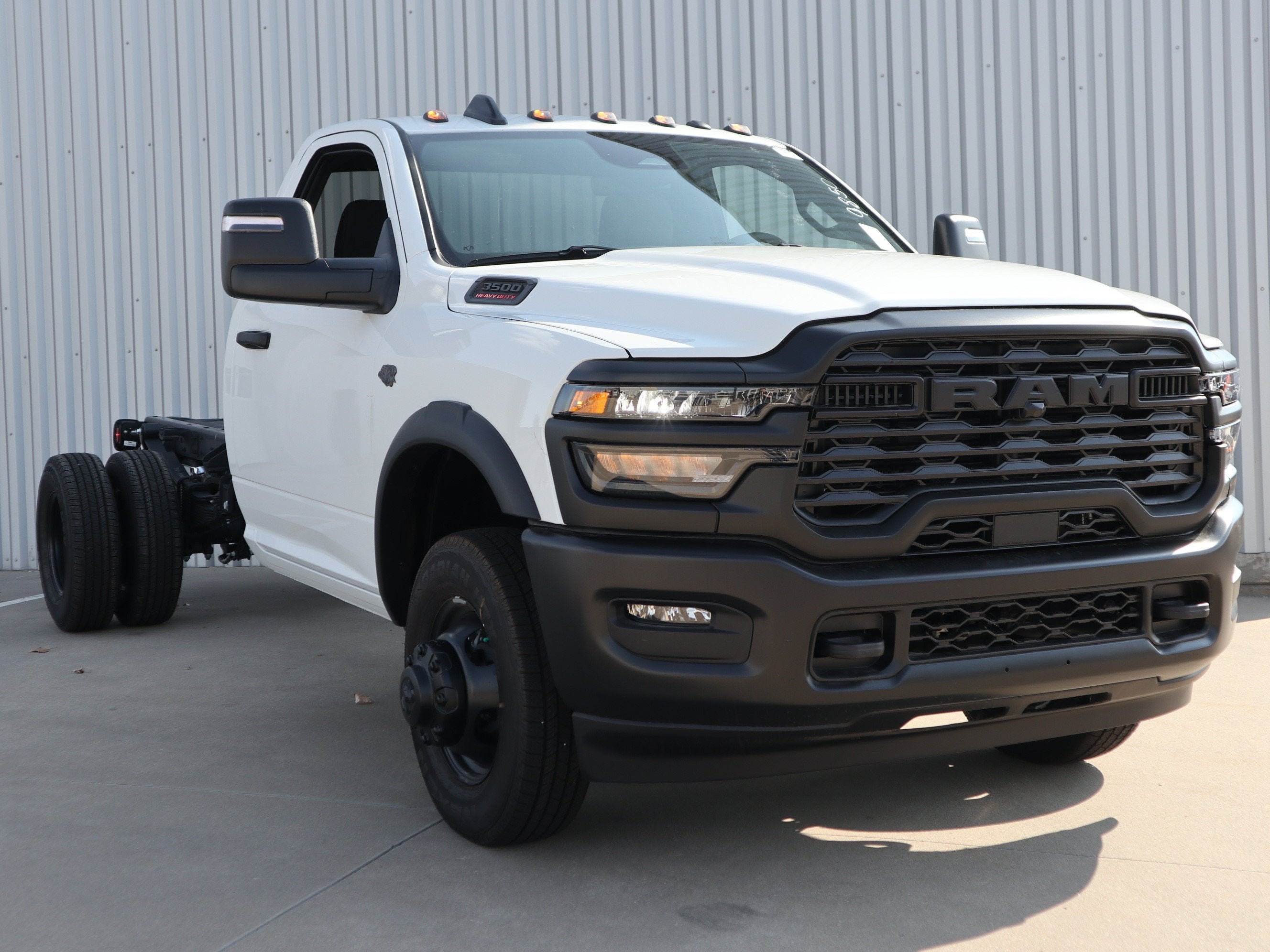 2027 RAM 3500 TRADESMAN