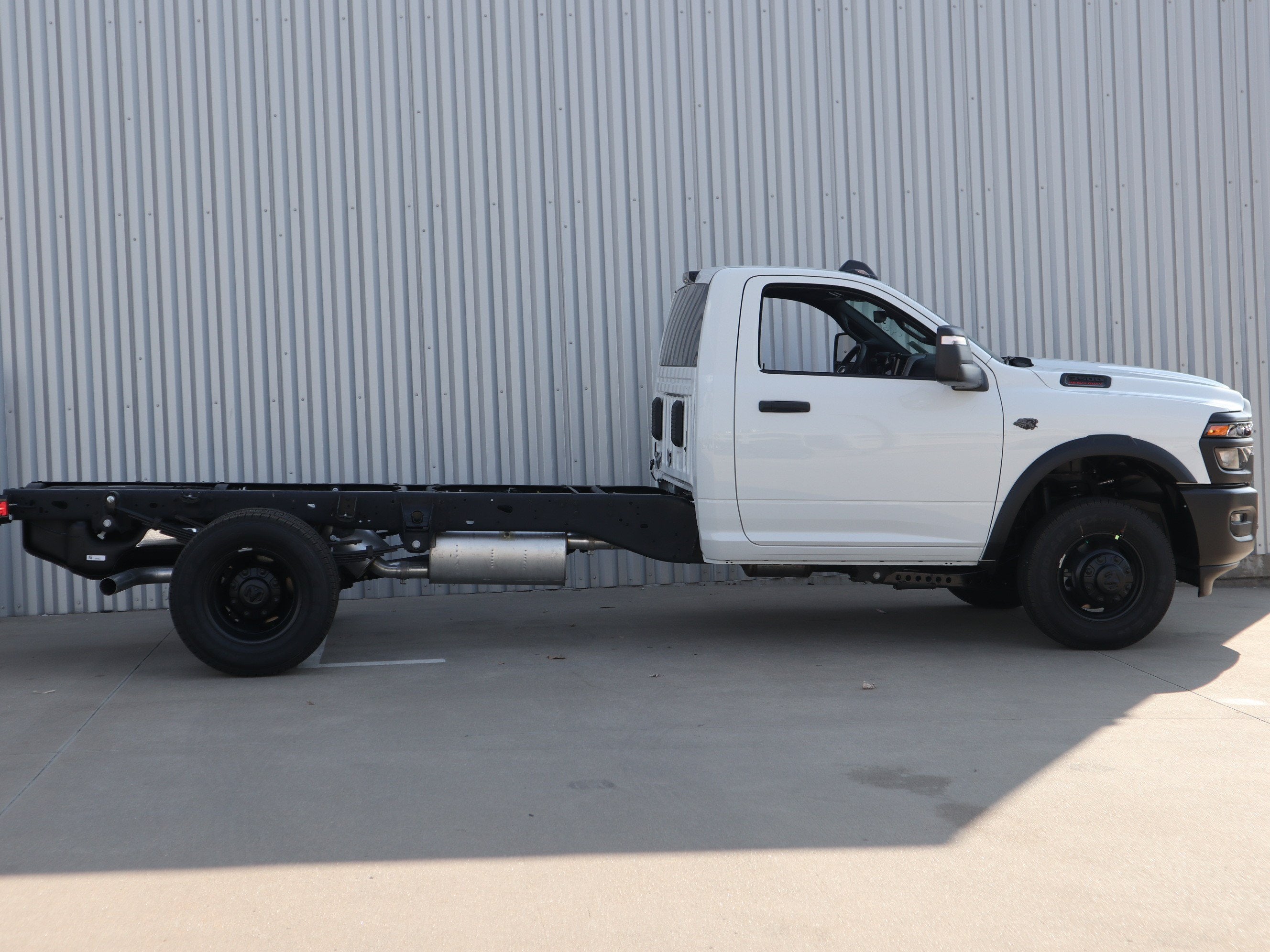 2027 RAM 3500 TRADESMAN