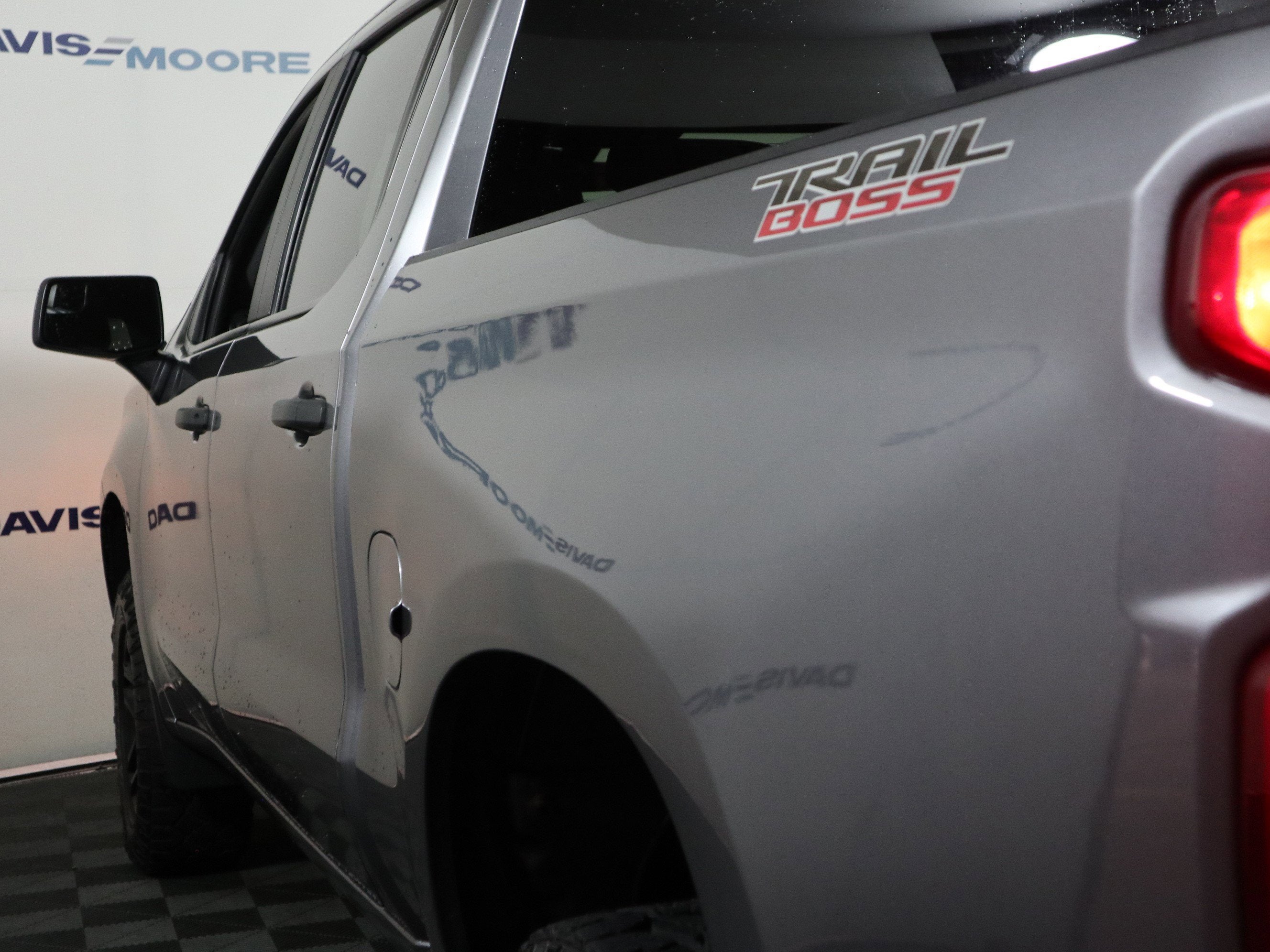 2020 Chevrolet Silverado 1500 Custom Trail Boss Crew Cab 4WD