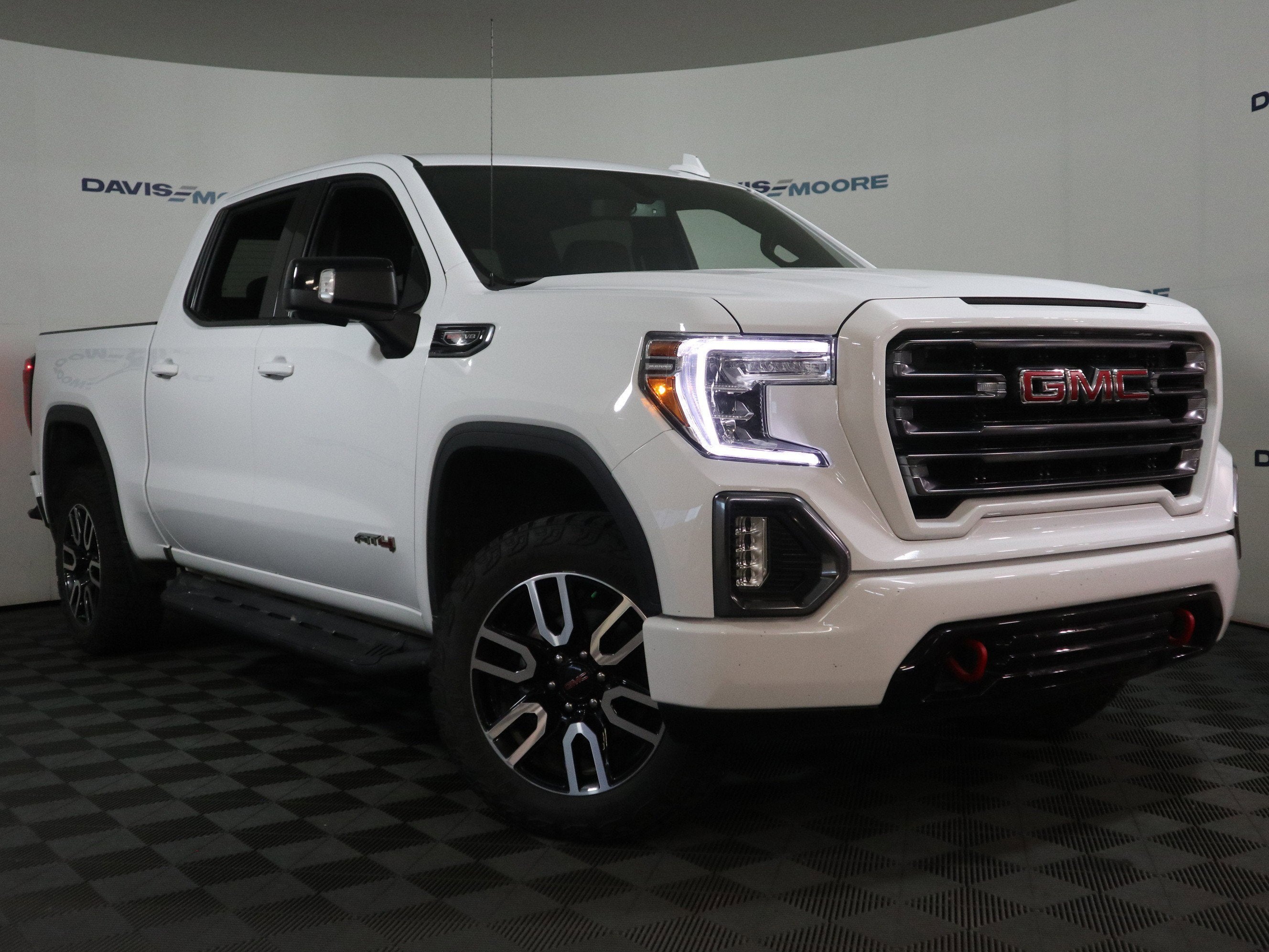 2021 GMC Sierra 1500 AT4 Crew Cab 4WD