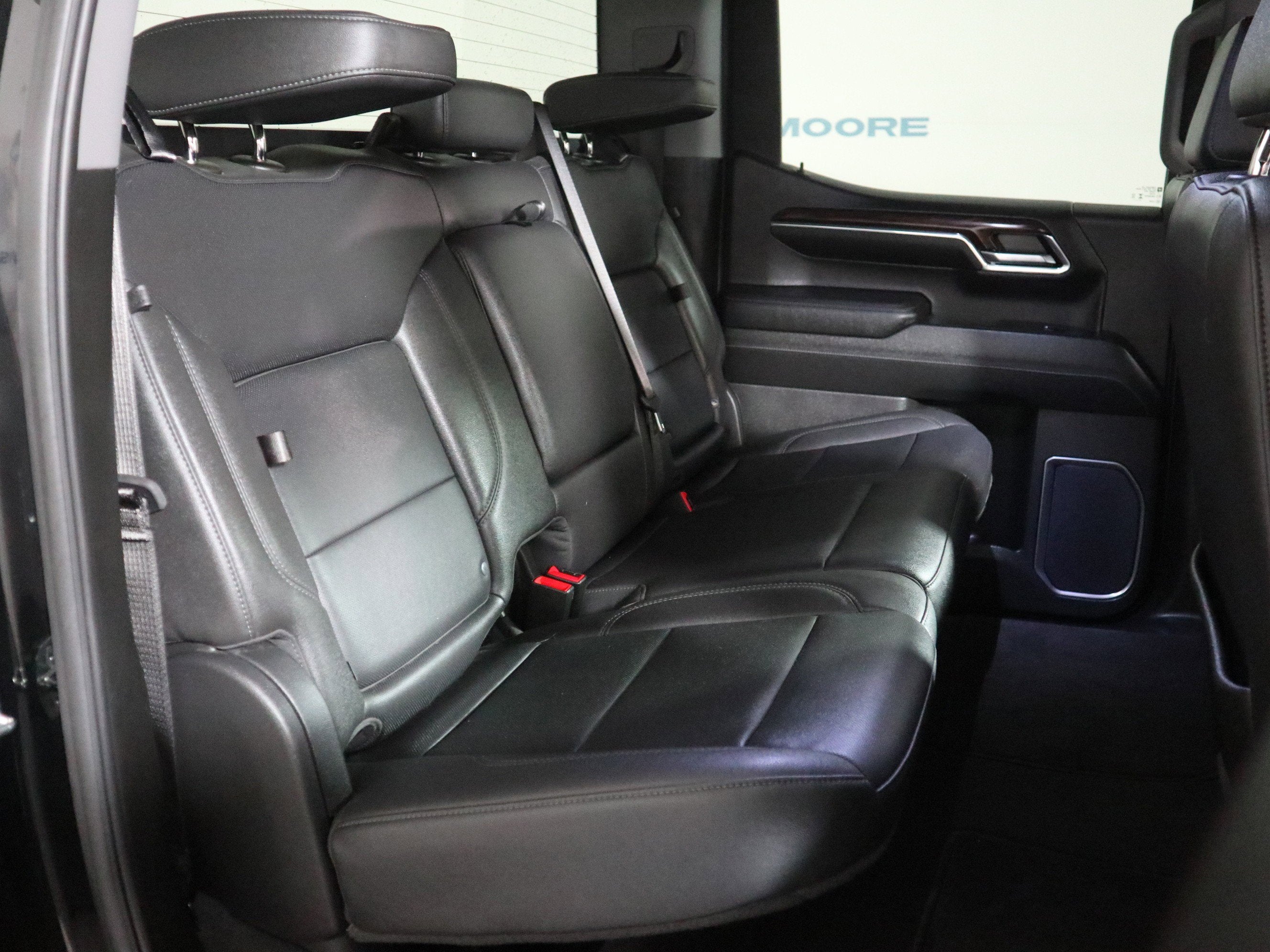 2024 GMC Sierra 1500 SLT Crew Cab 4WD