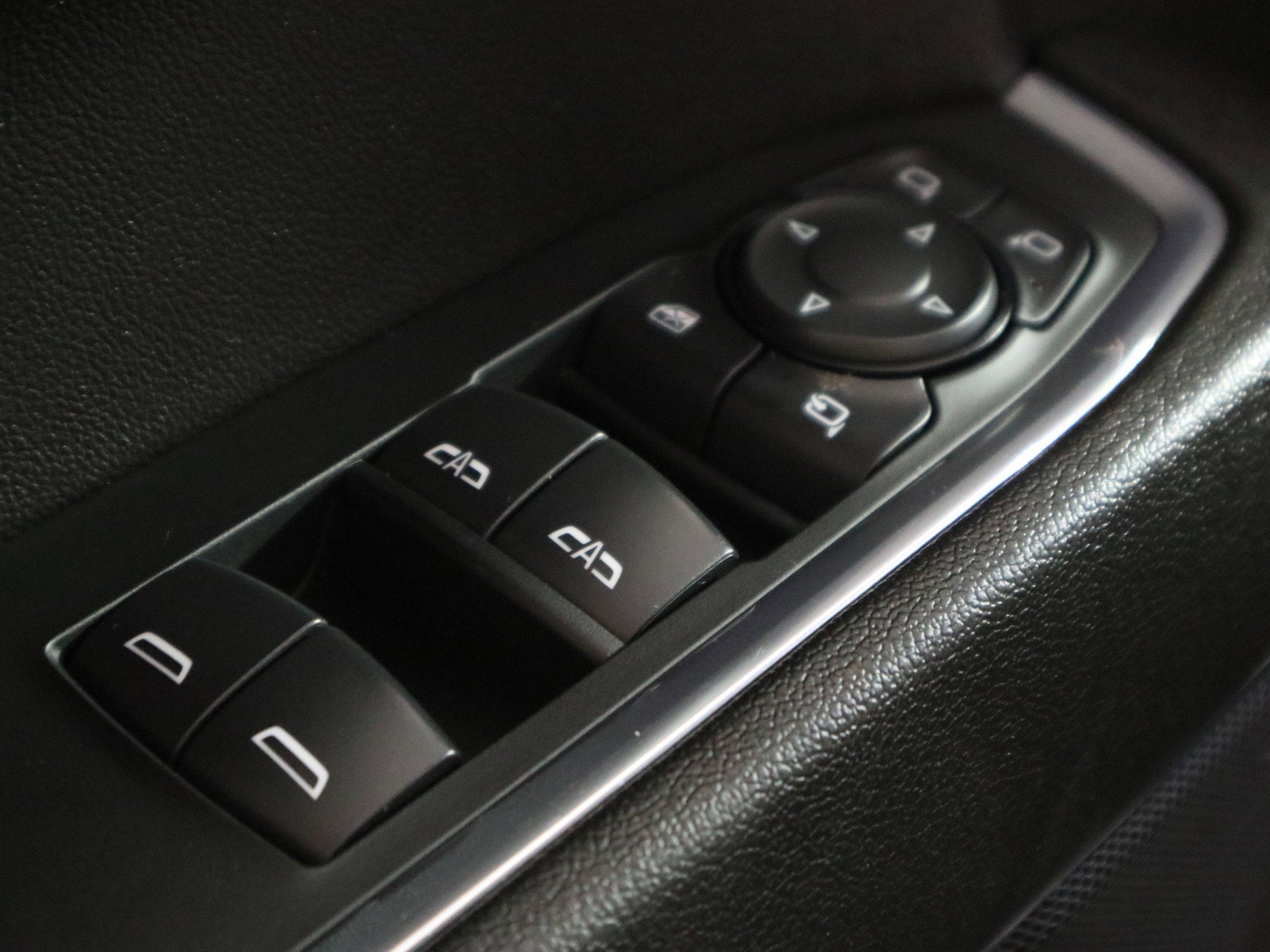 2024 GMC Sierra 1500 SLT Crew Cab 4WD