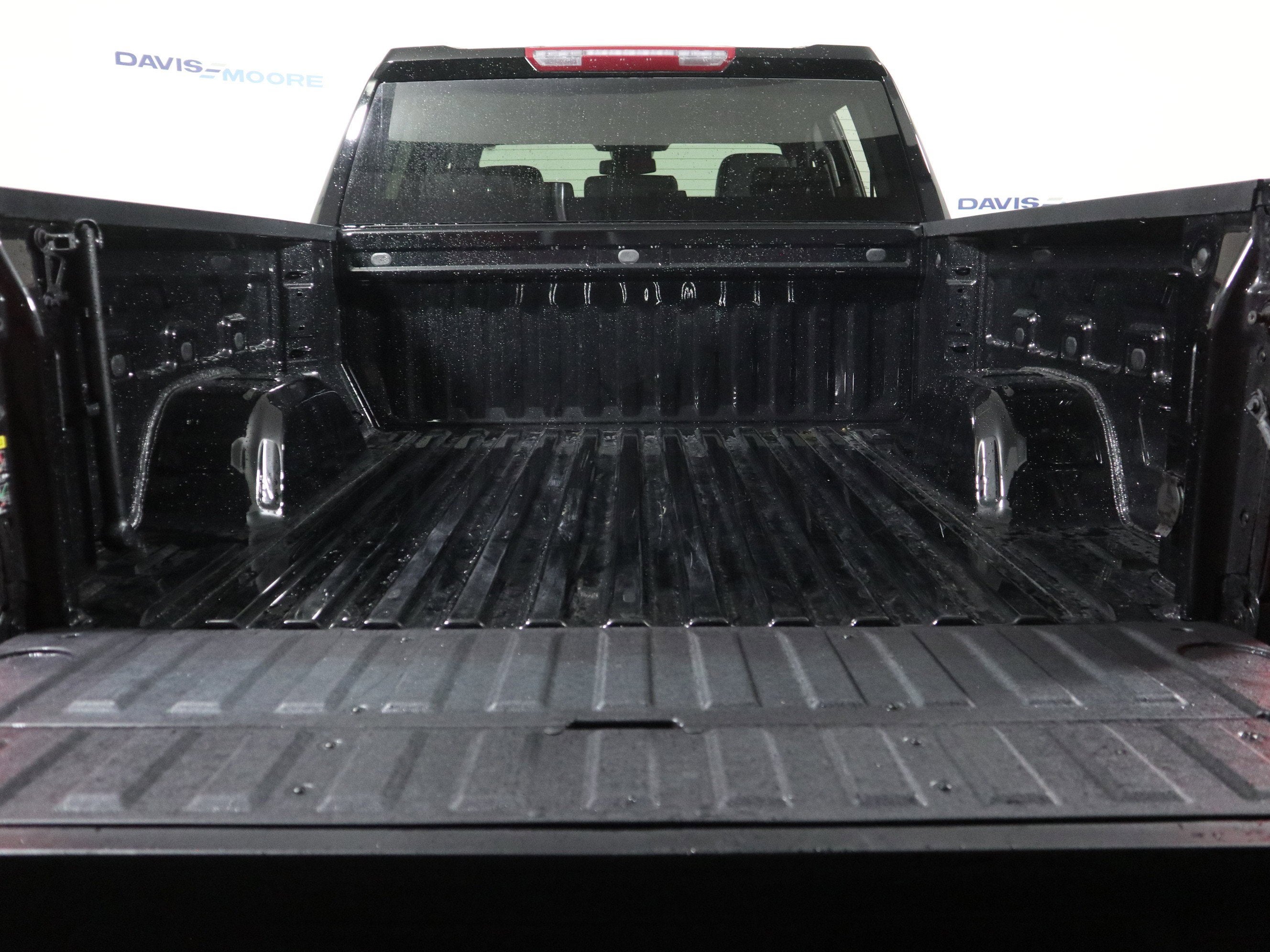 2024 GMC Sierra 1500 SLT Crew Cab 4WD