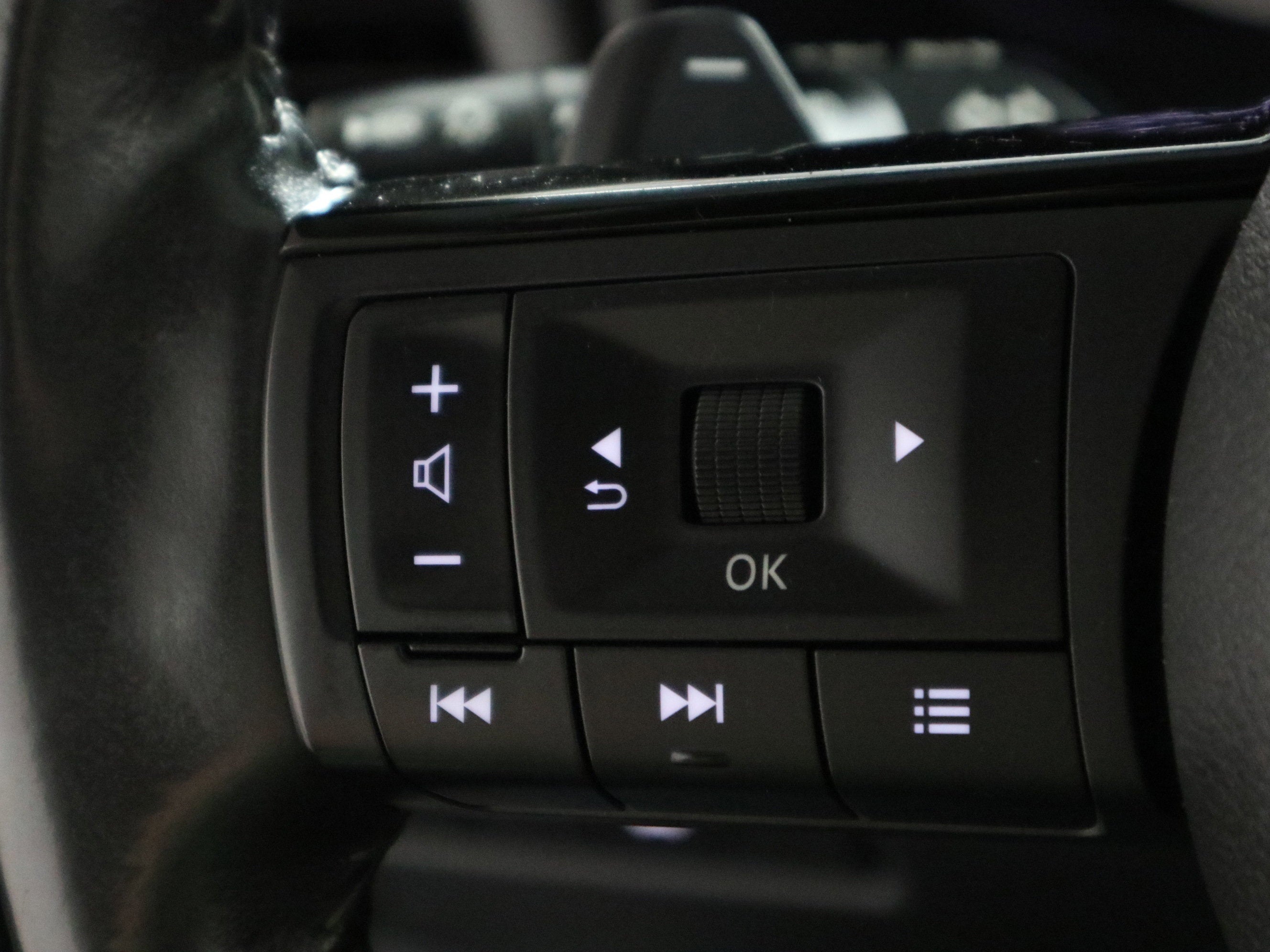 2021 Nissan Rogue SL AWD