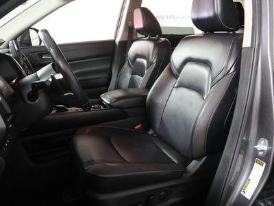 2022 Nissan Pathfinder SL 4WD
