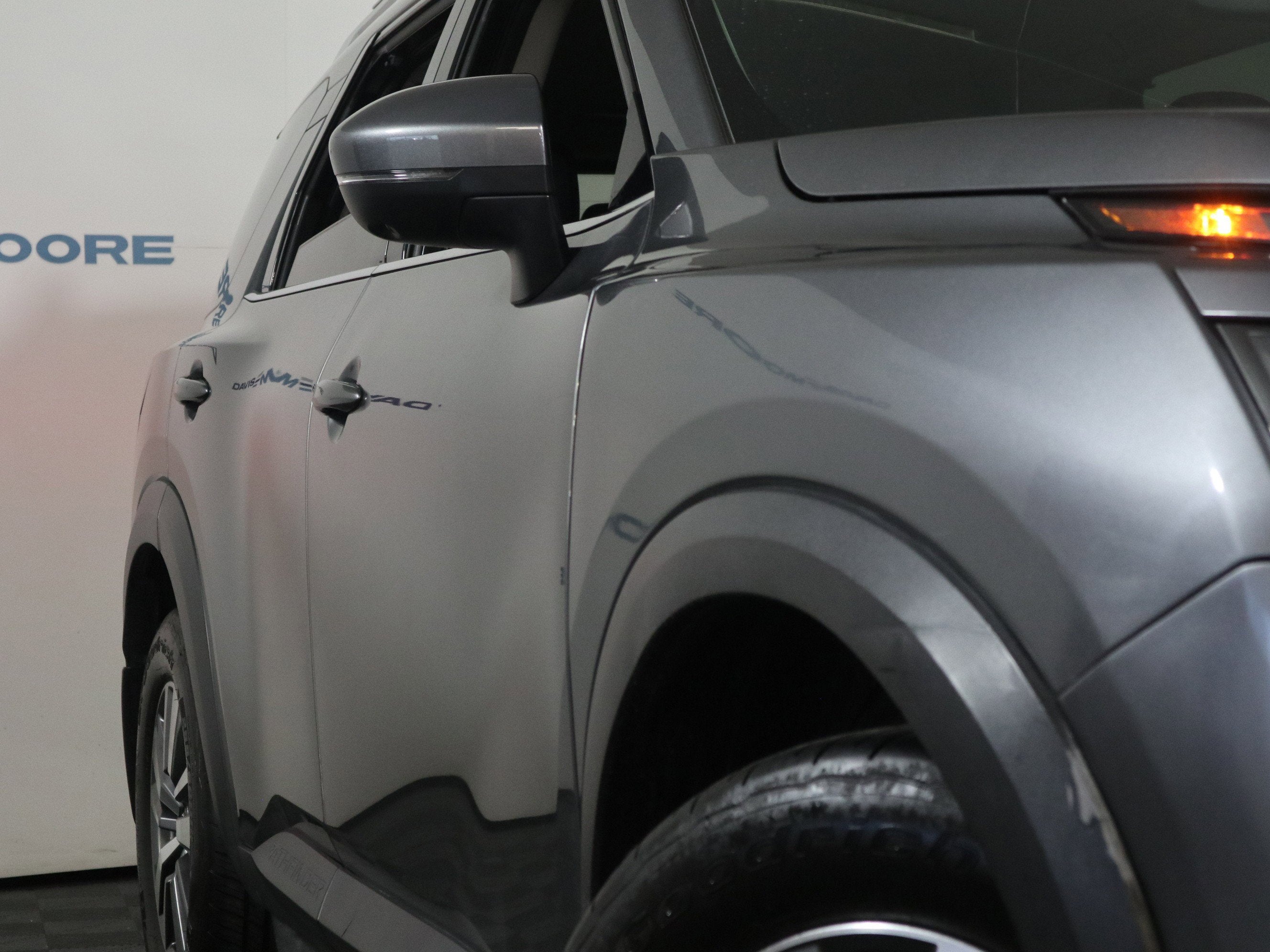 2022 Nissan Pathfinder SL 4WD