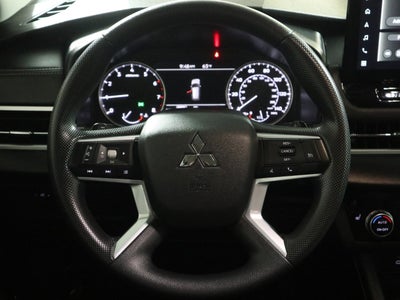 2025 Mitsubishi Outlander ES AWD
