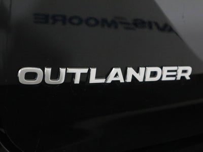 2025 Mitsubishi Outlander ES AWD