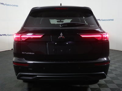 2025 Mitsubishi Outlander ES AWD
