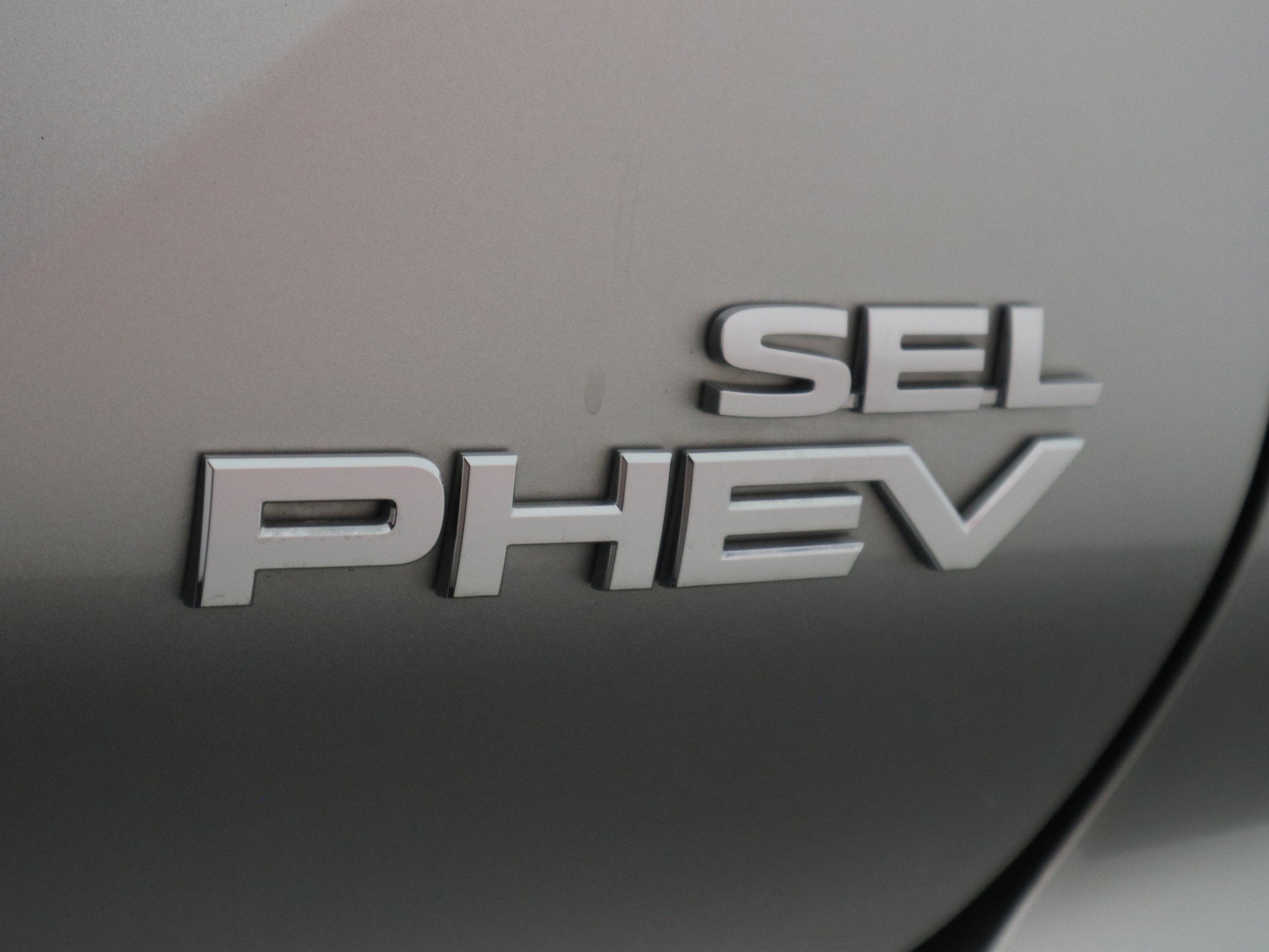 2024 Mitsubishi Outlander Plug-In Hybrid SEL 4WD