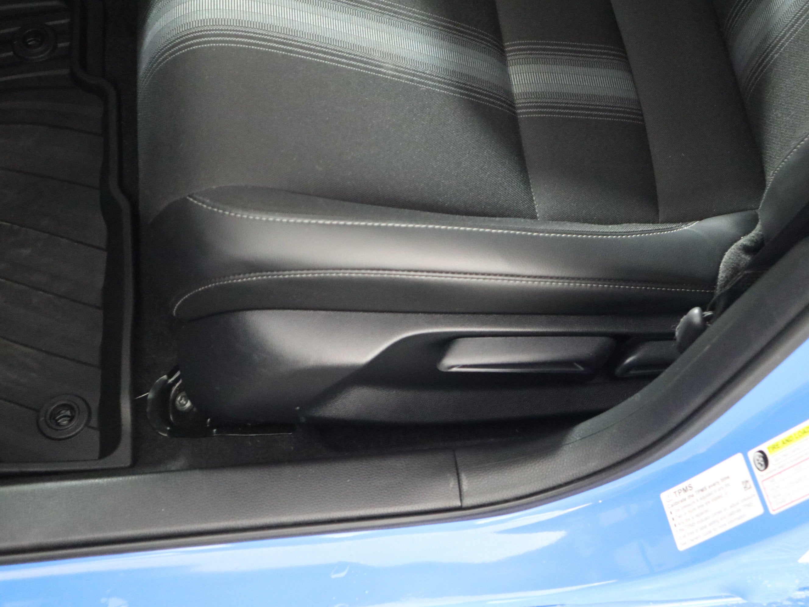 2025 Honda Civic Hatchback Hybrid Sport