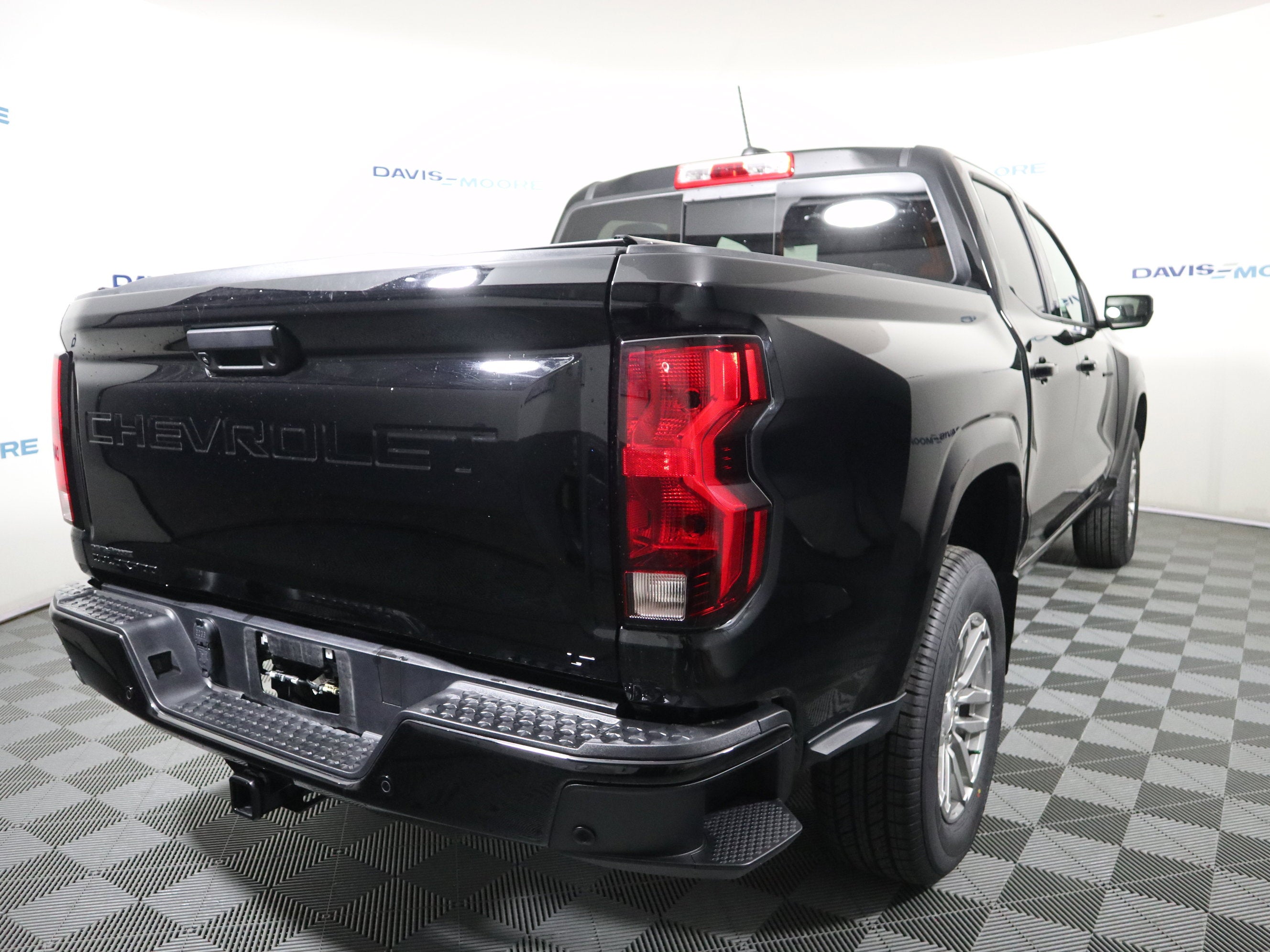 2023 Chevrolet Colorado 2WD LT Crew Cab