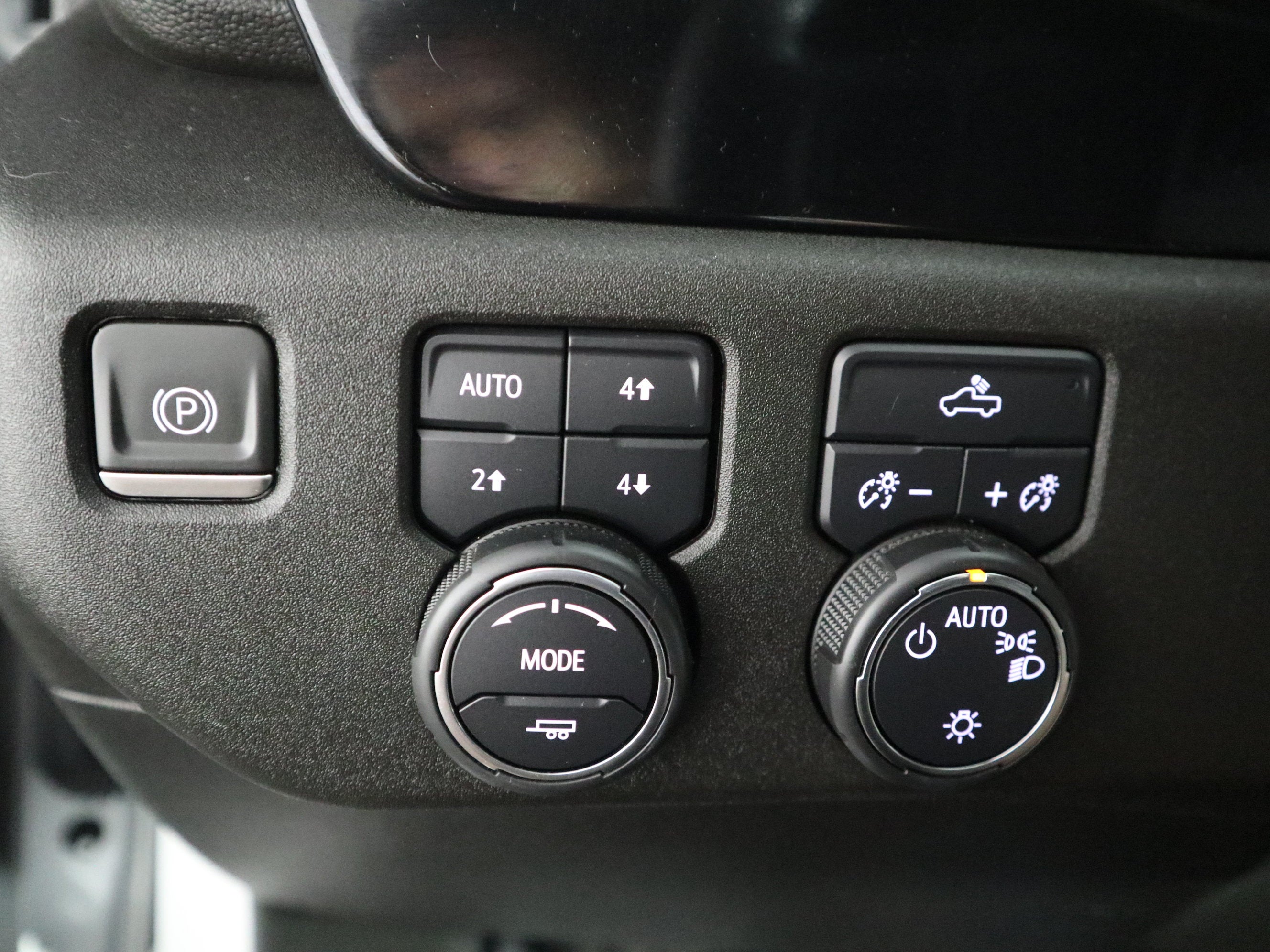 2024 Chevrolet Silverado 1500 LT Crew Cab 4WD