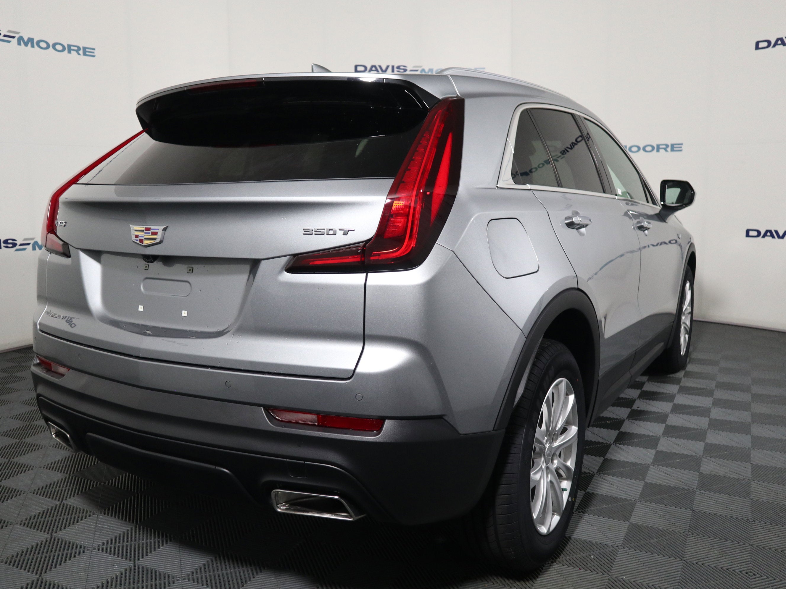 2023 Cadillac XT4 FWD Luxury