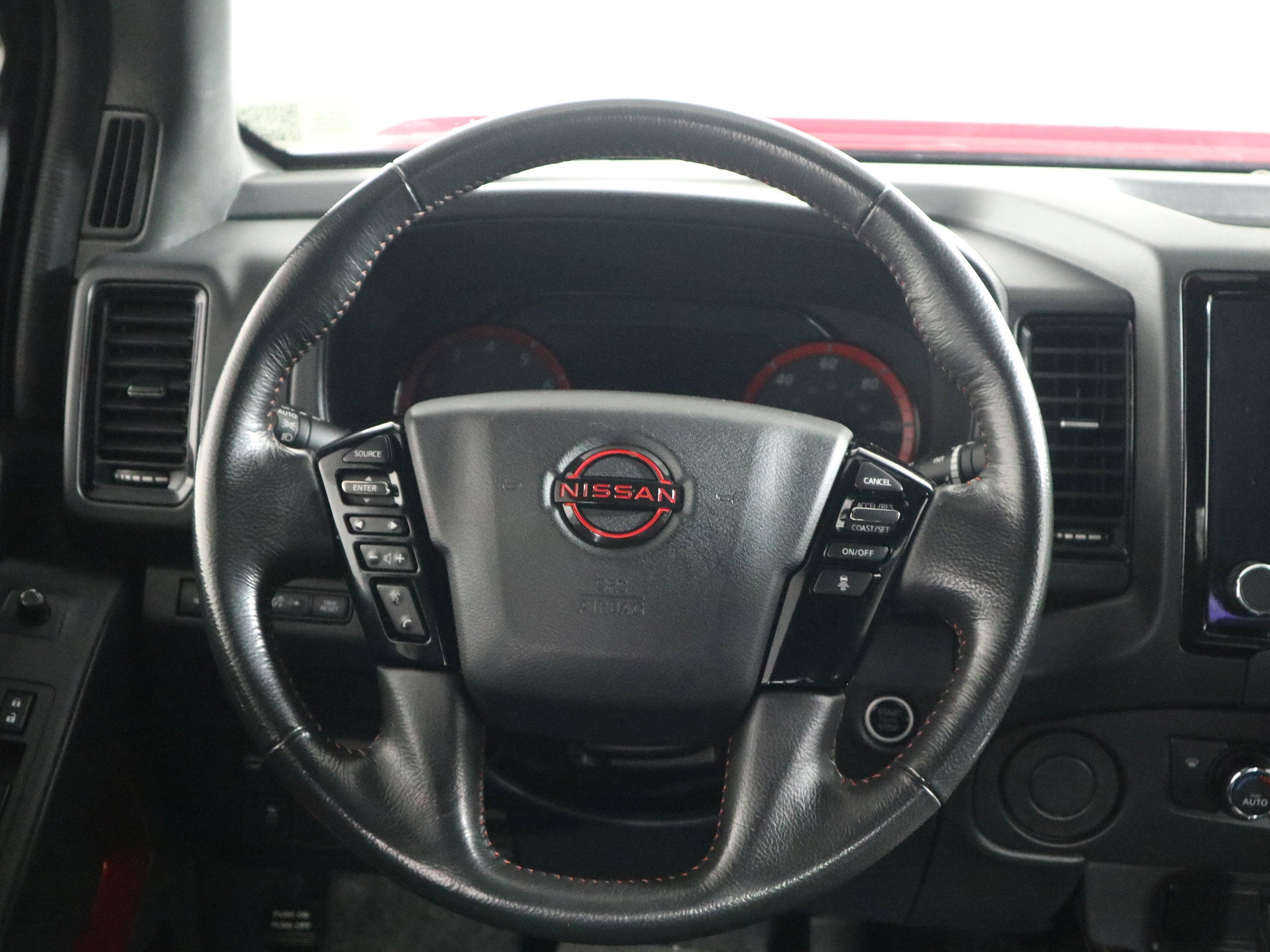 2023 Nissan Frontier PRO-X Crew Cab