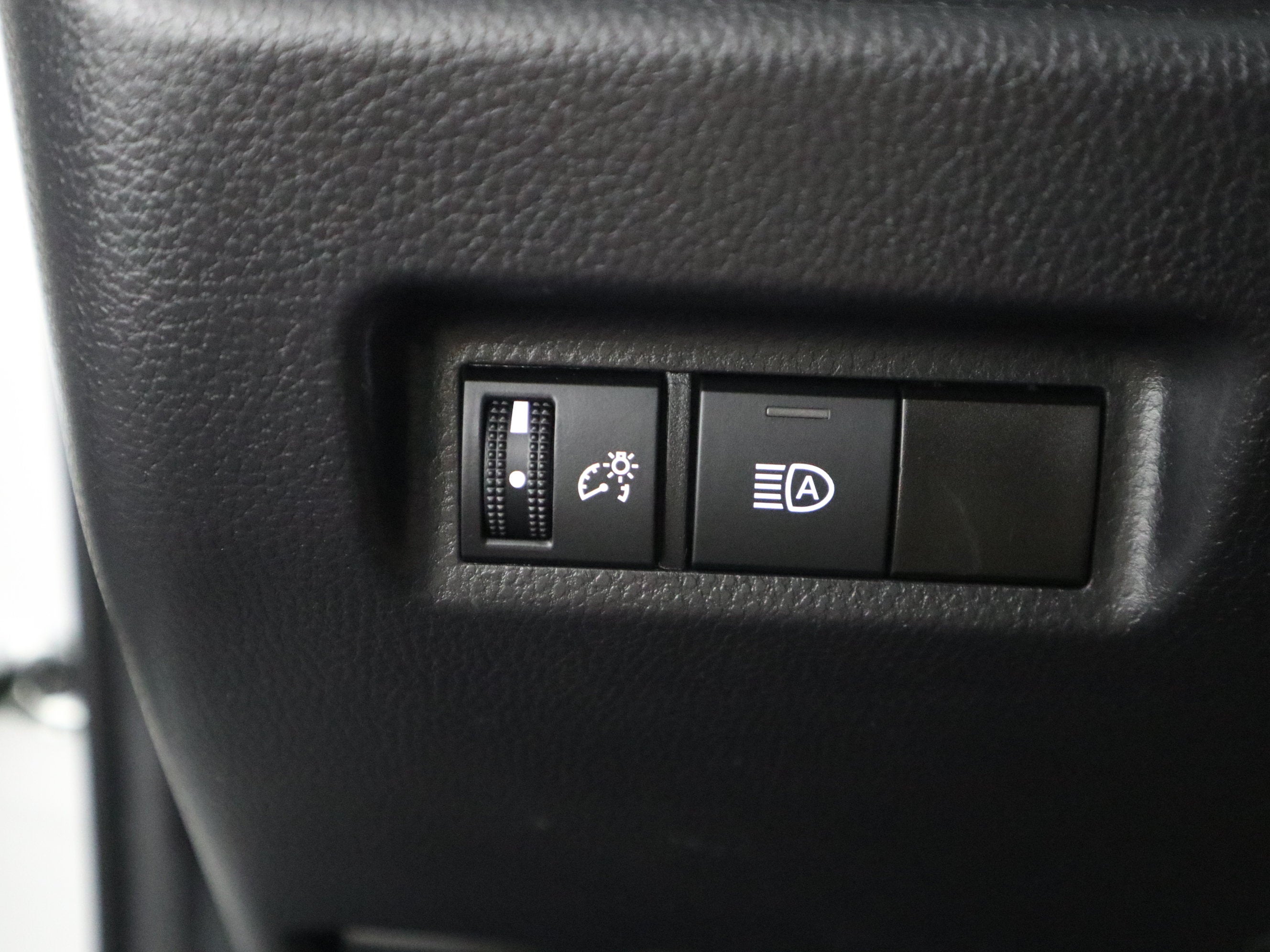2025 Toyota RAV4 XLE AWD