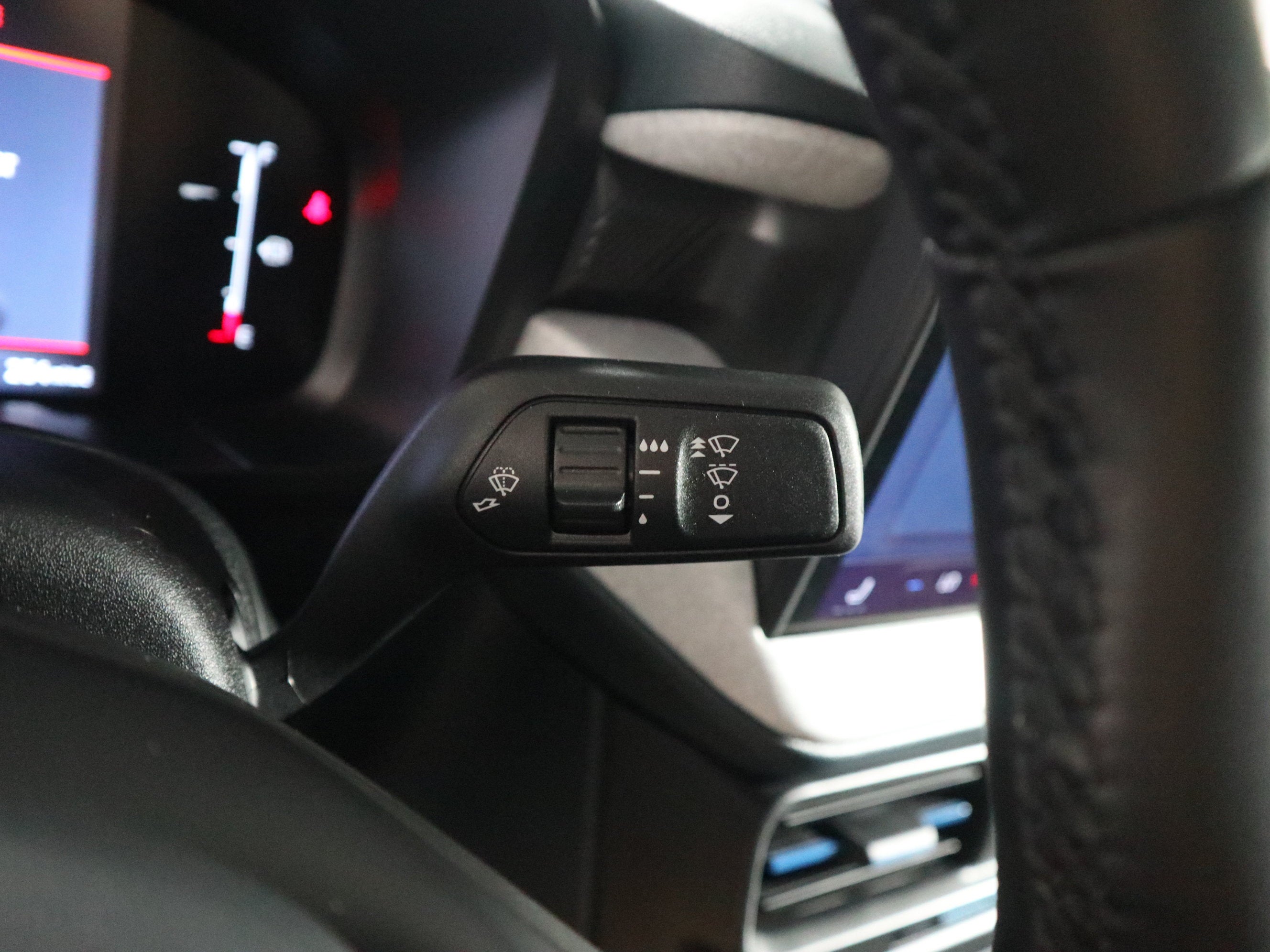 2025 Ford Maverick XLT 4WD