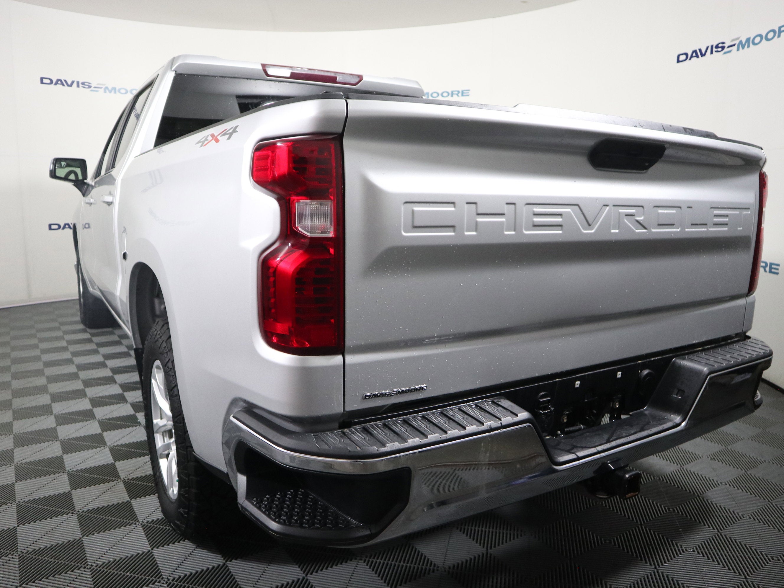 2021 Chevrolet Silverado 1500 LT Crew Cab 4WD