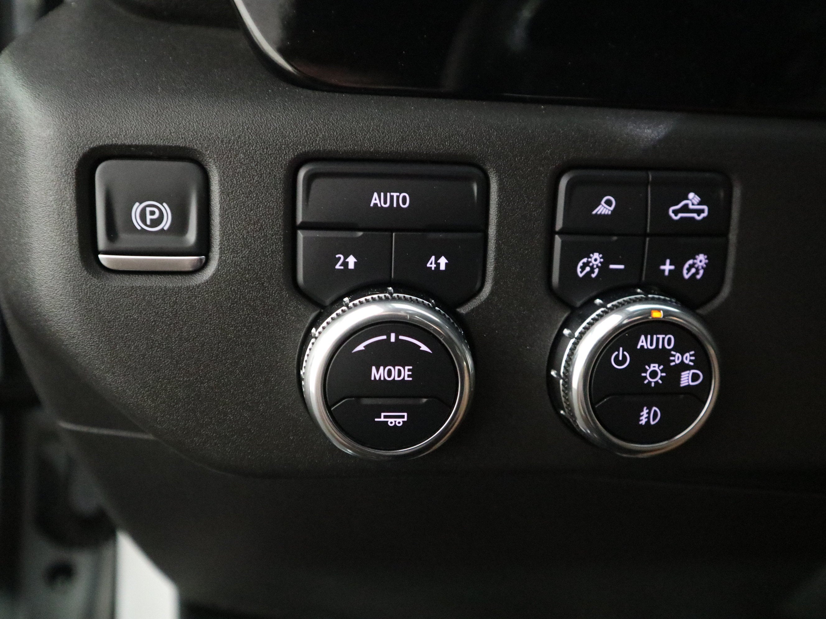 2025 GMC Sierra 1500 SLT Crew Cab 4WD