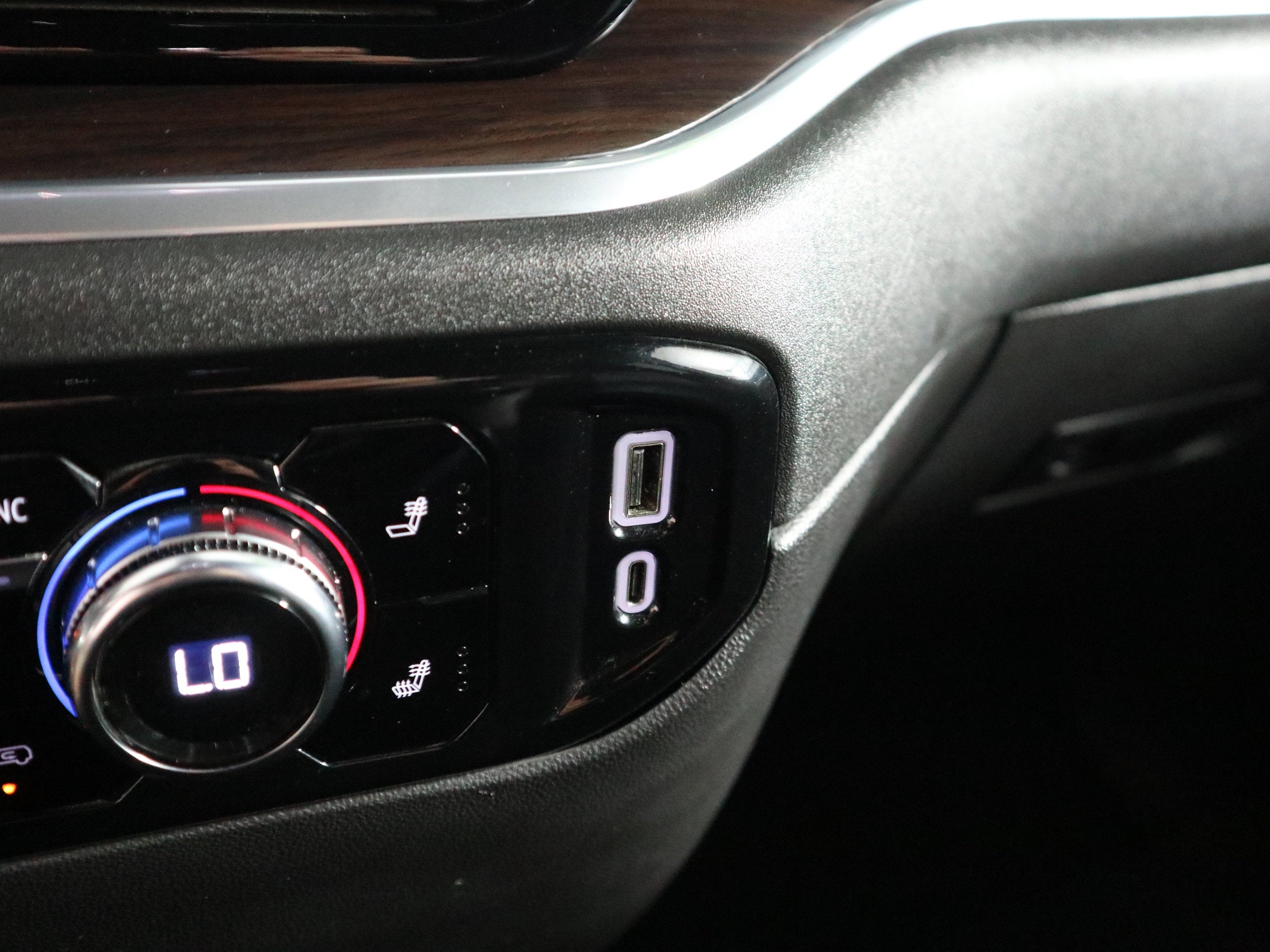 2025 GMC Sierra 1500 SLT Crew Cab 4WD