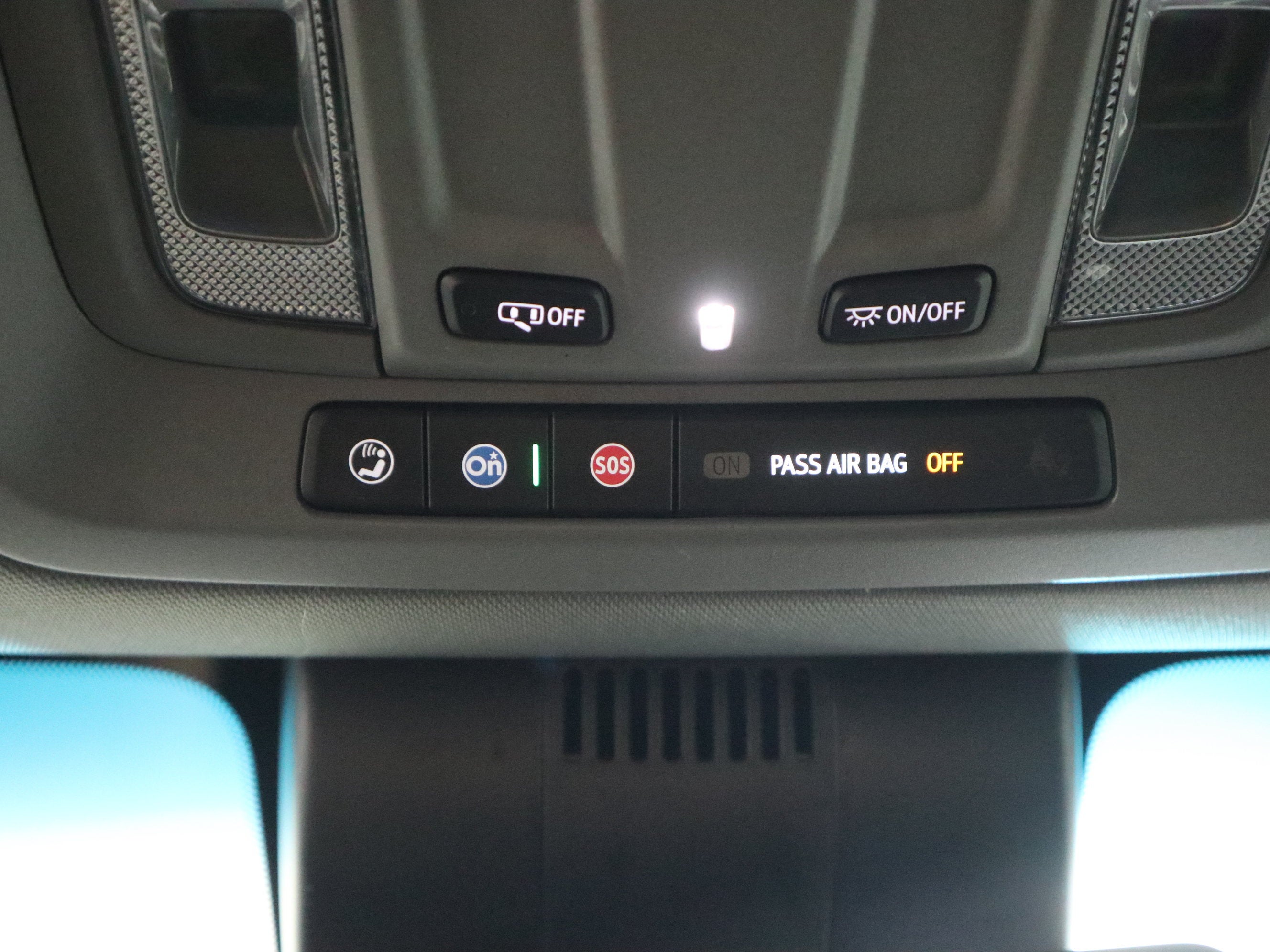2025 GMC Sierra 1500 SLT Crew Cab 4WD