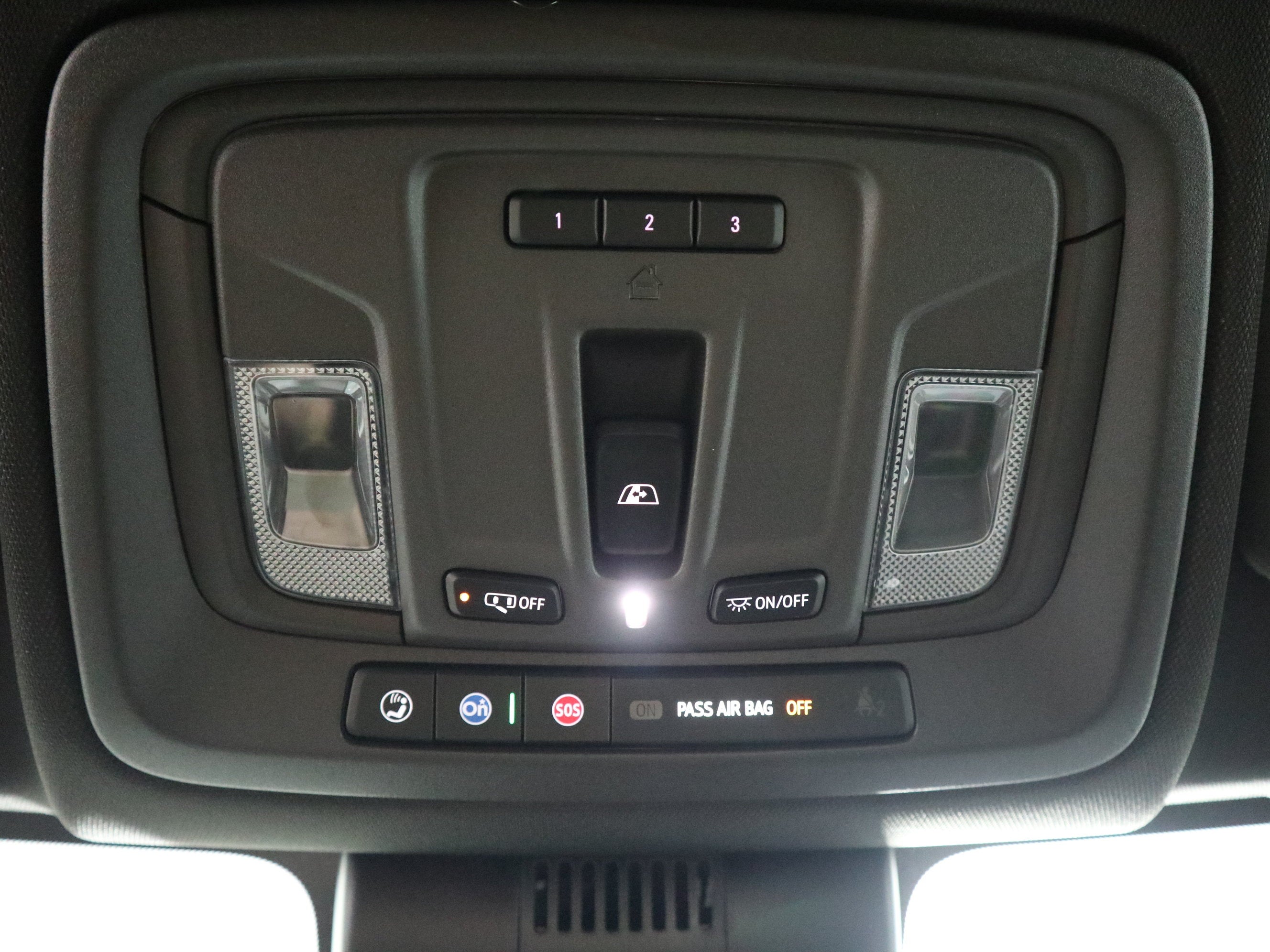 2024 GMC Sierra 1500 SLT Crew Cab 4WD