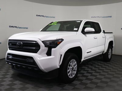 2025 Toyota Tacoma 4WD SR5