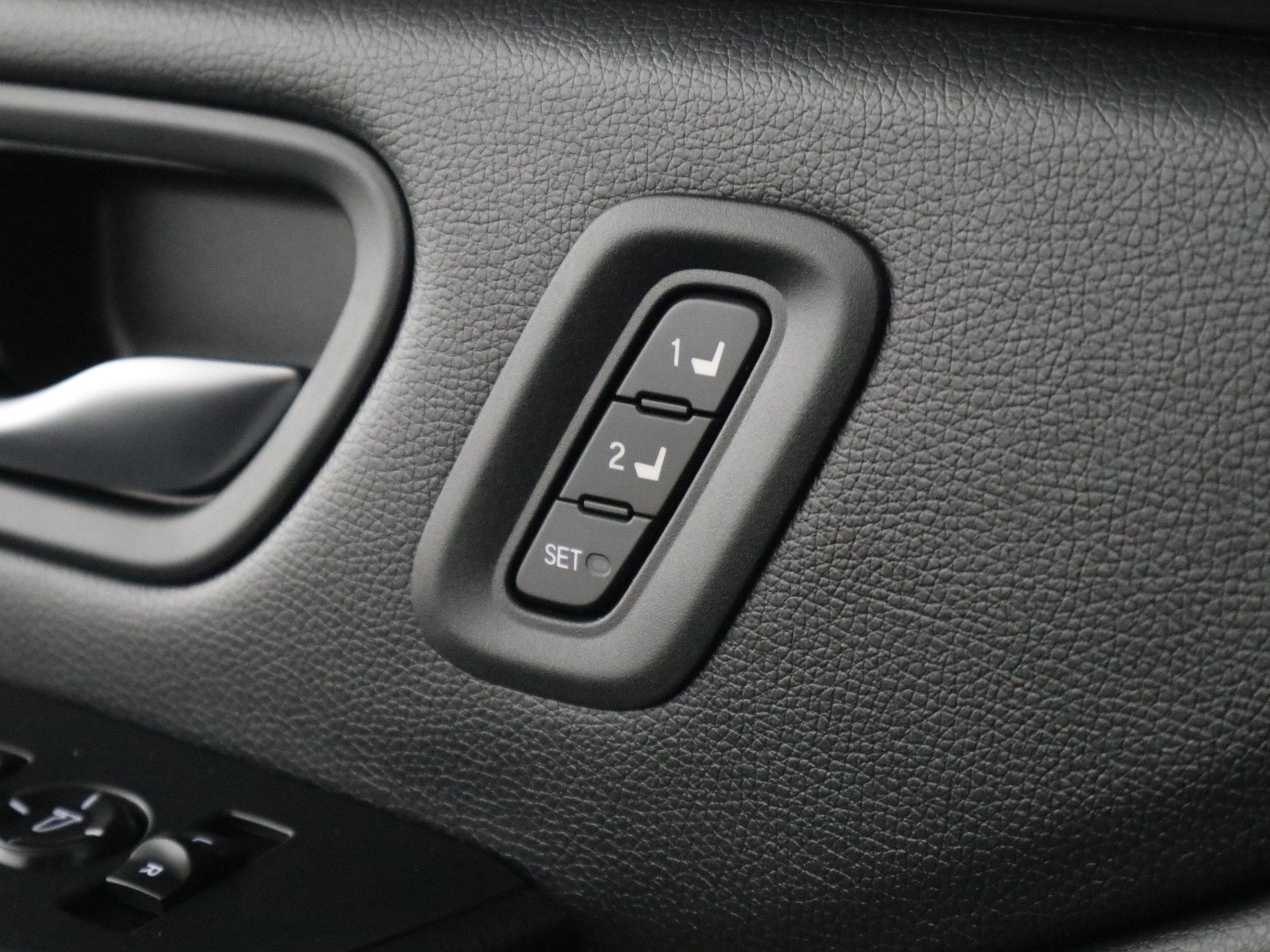 2024 Honda Pilot EX-L 8 Passenger