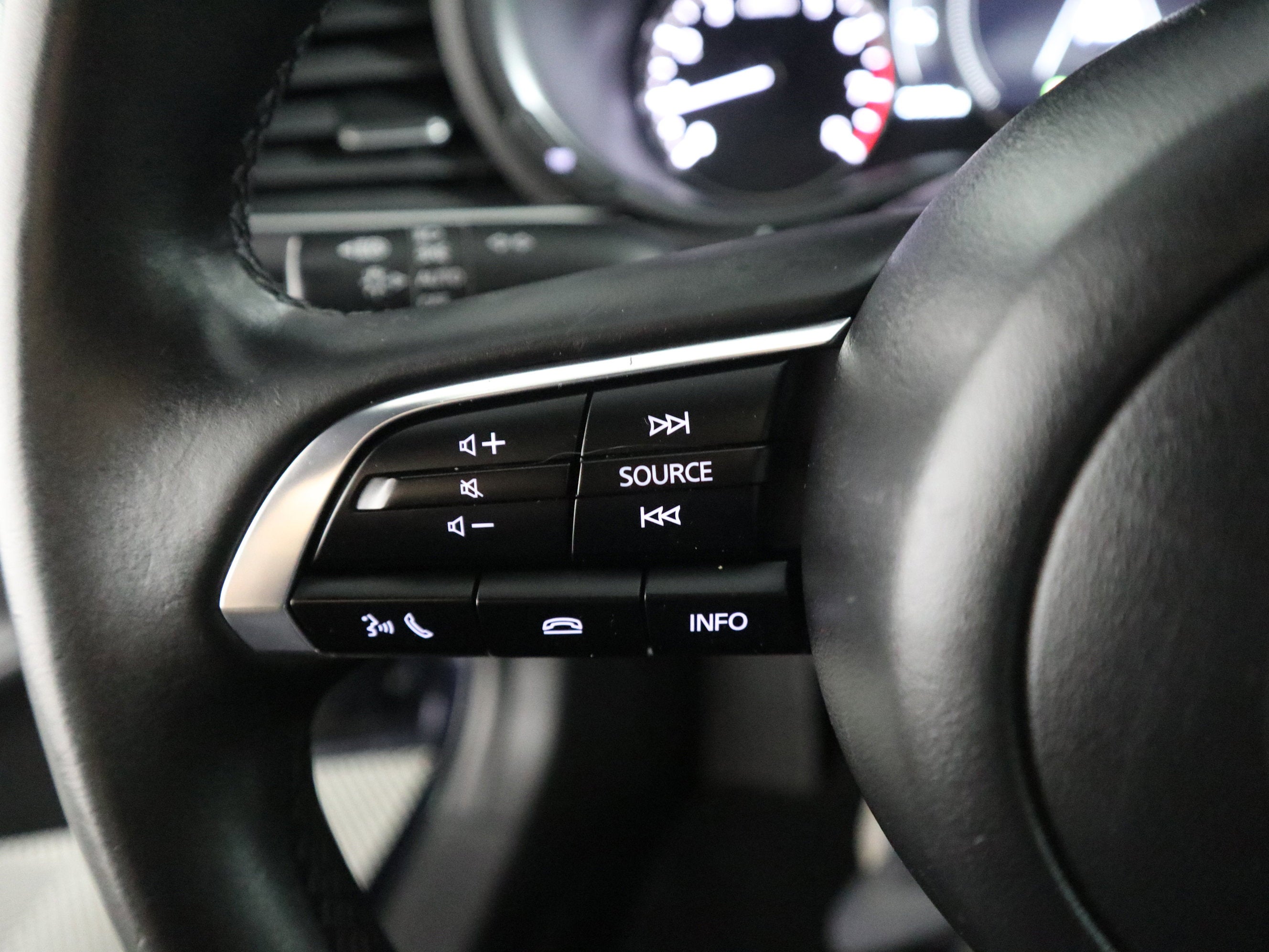 2024 Mazda Mazda3 Hatchback 2.5 S Select Sport