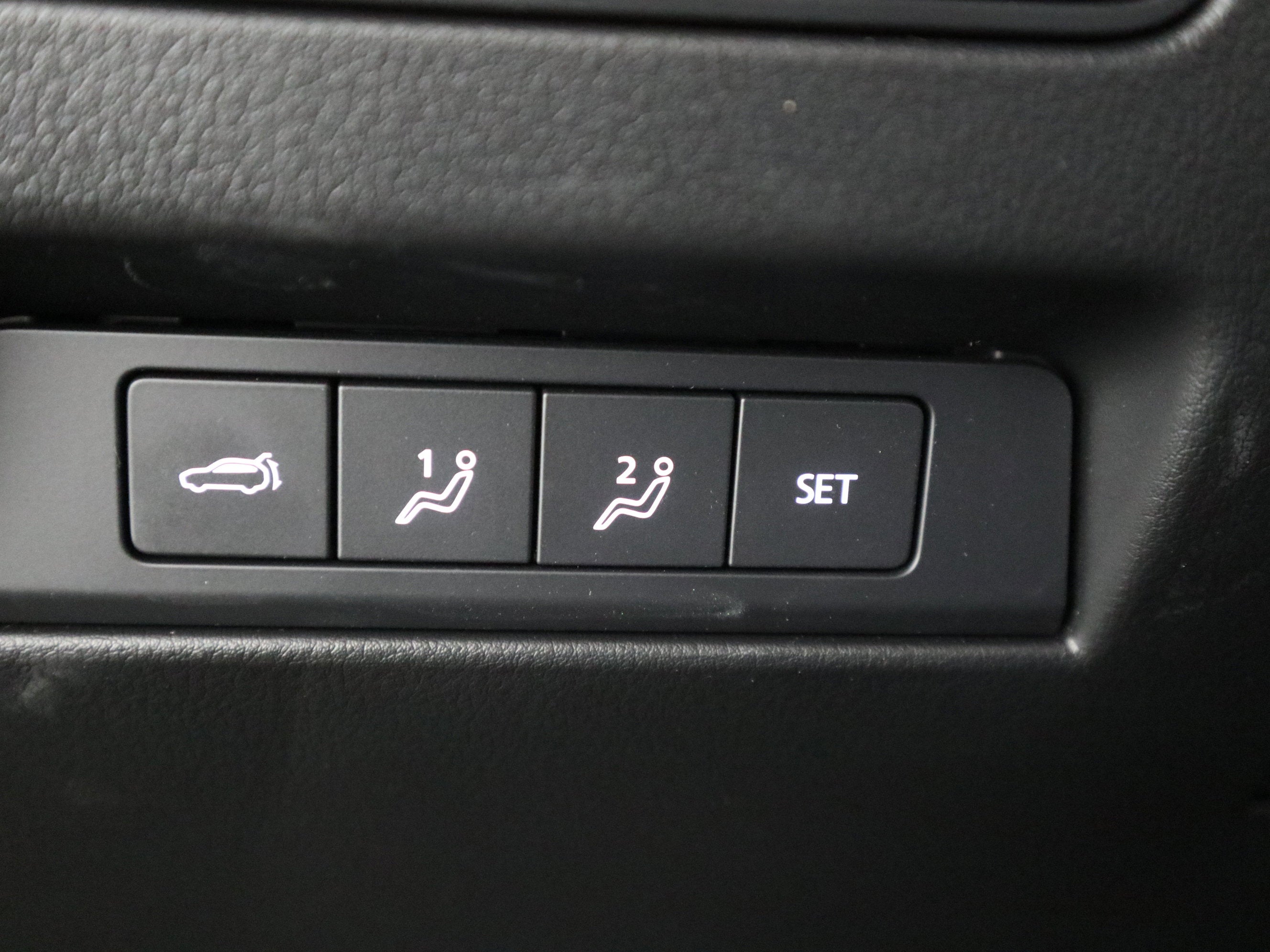 2025 Mazda Mazda CX-70 PHEV Premium Package AWD