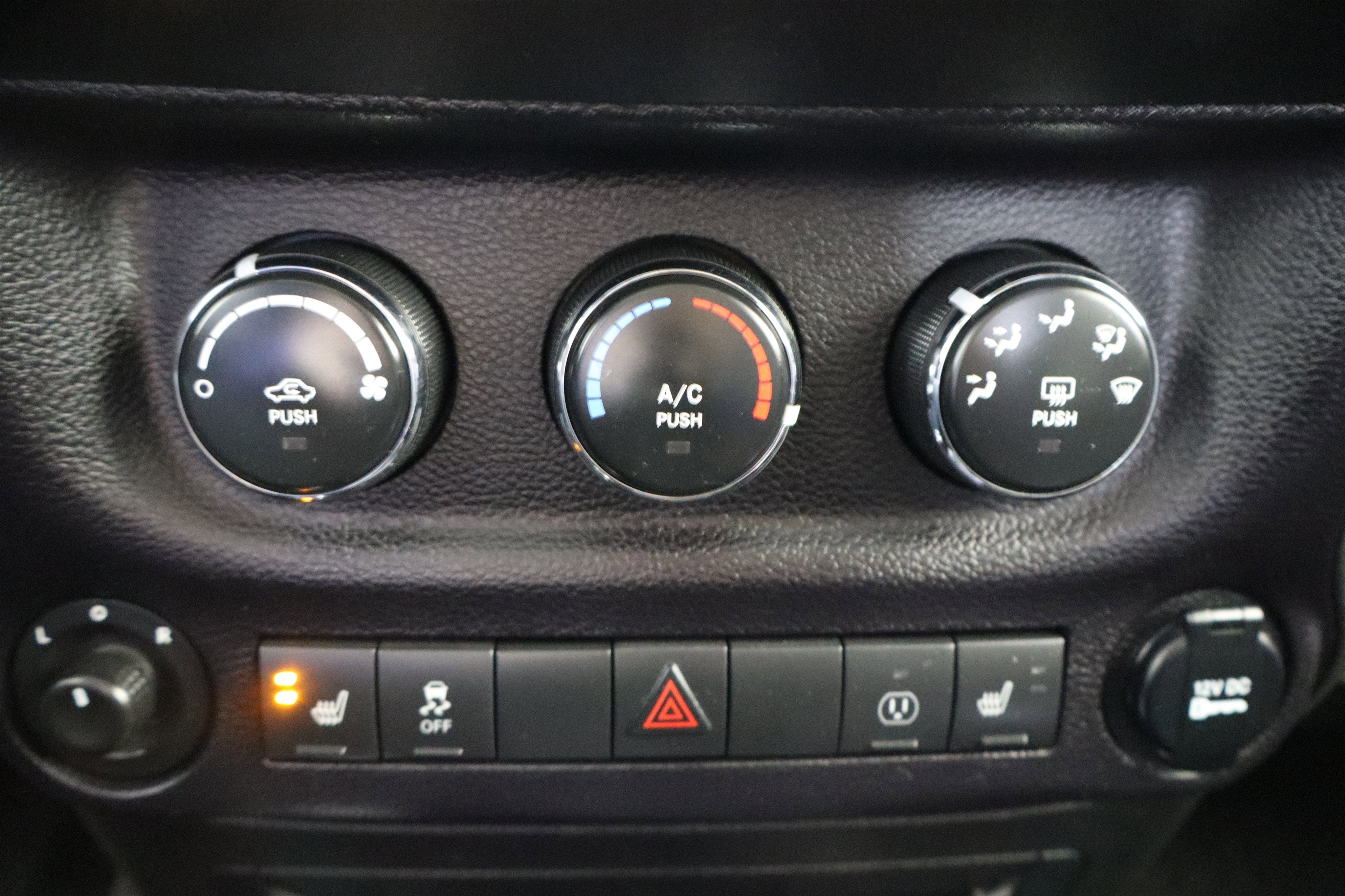 2014 Jeep Wrangler Unlimited Altitude 4WD