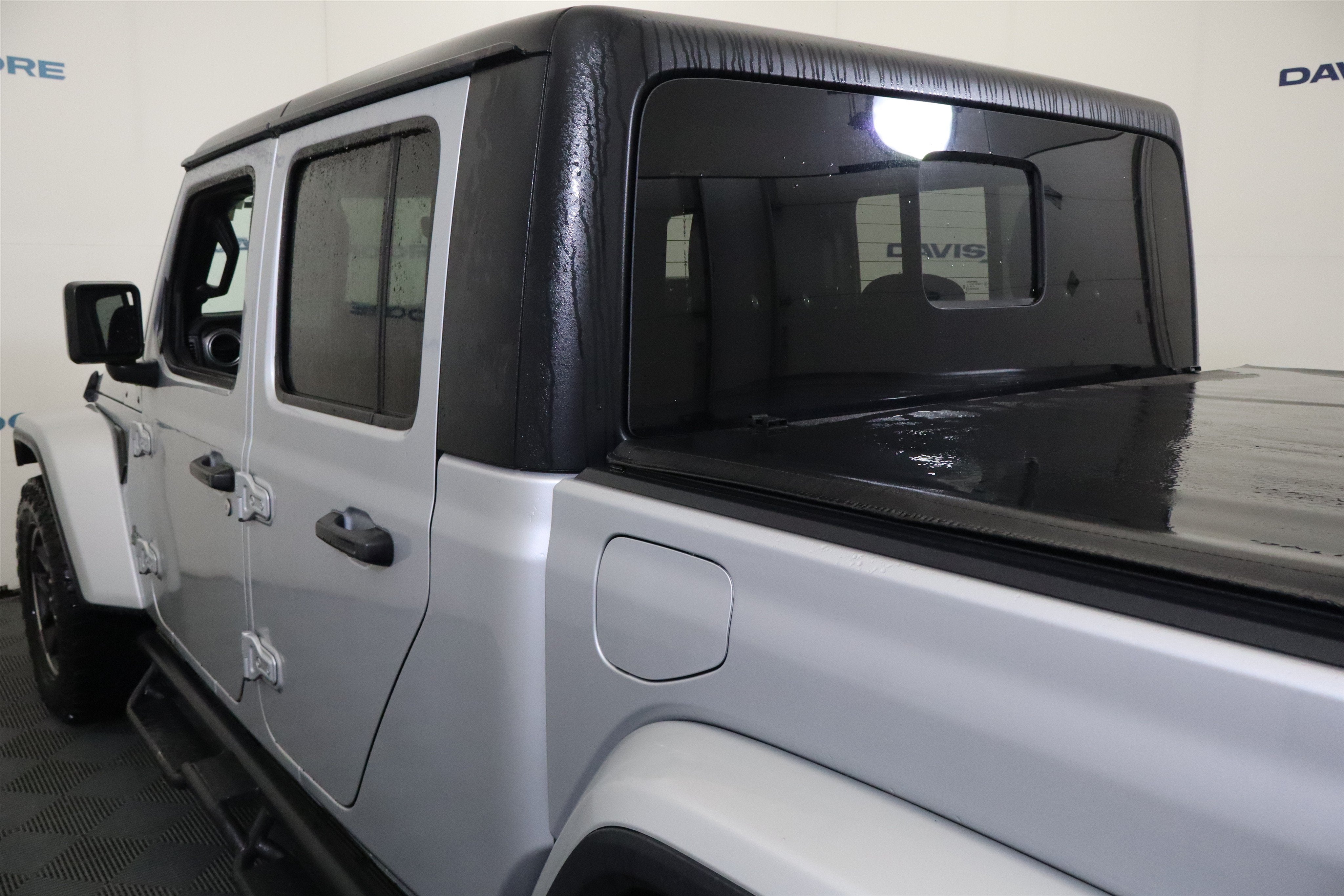 2023 Jeep Gladiator Overland 4x4