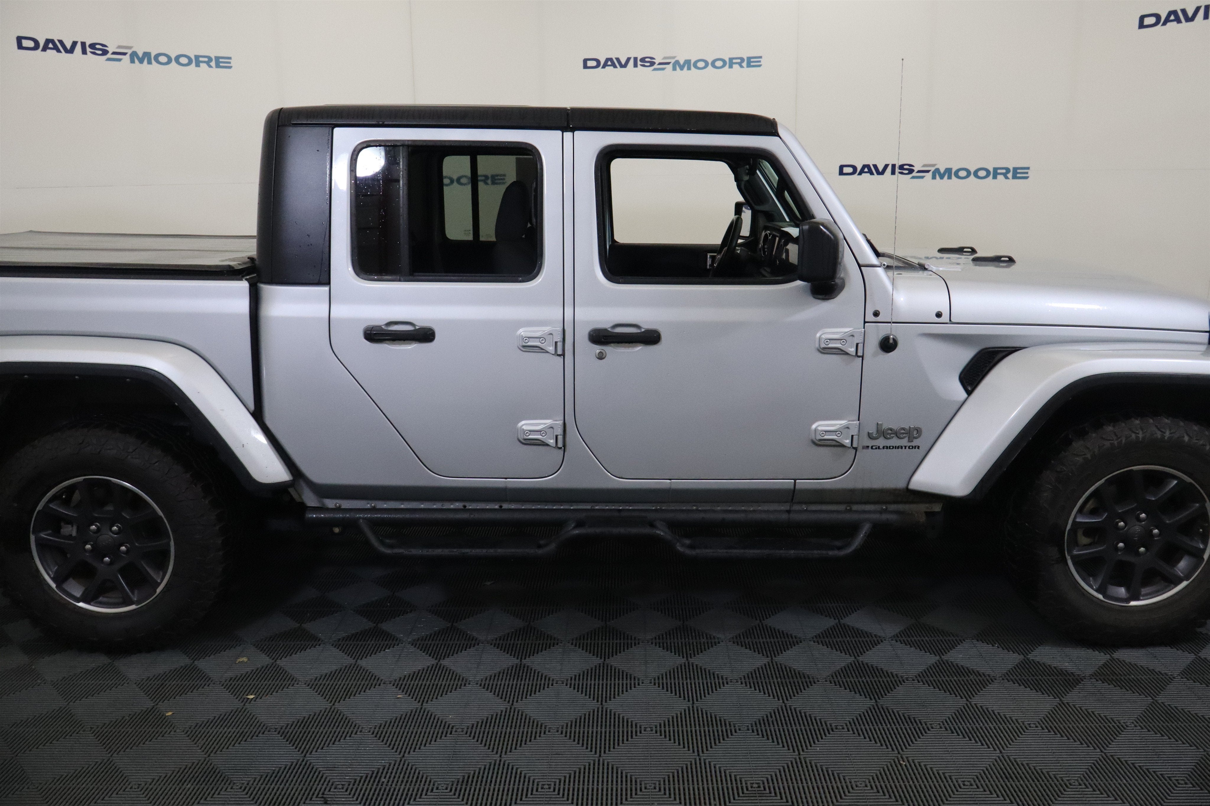 2023 Jeep Gladiator Overland 4x4