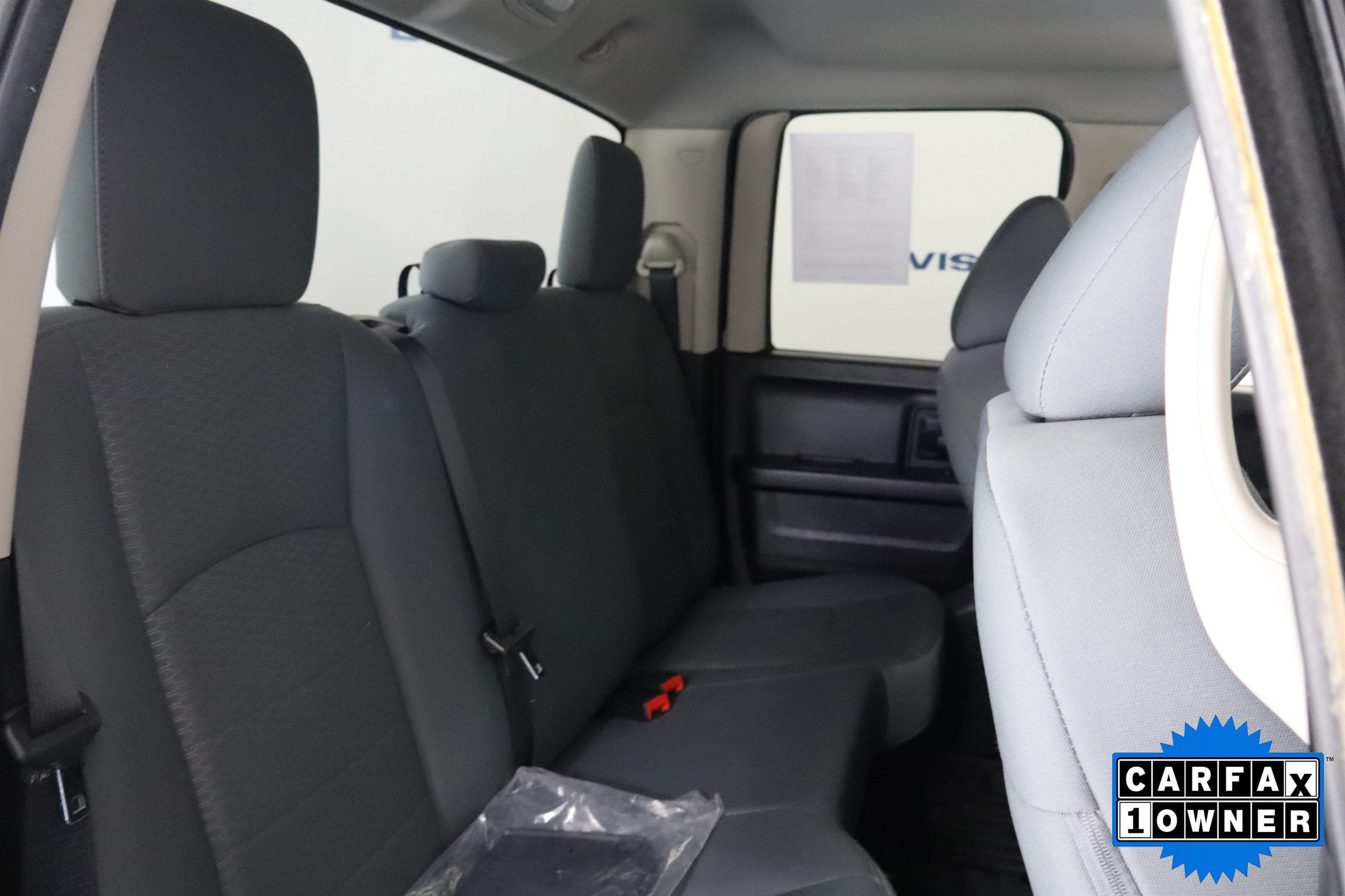 2016 RAM 1500 Express Quad Cab 4WD