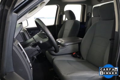 2016 RAM 1500 Express Quad Cab 4WD