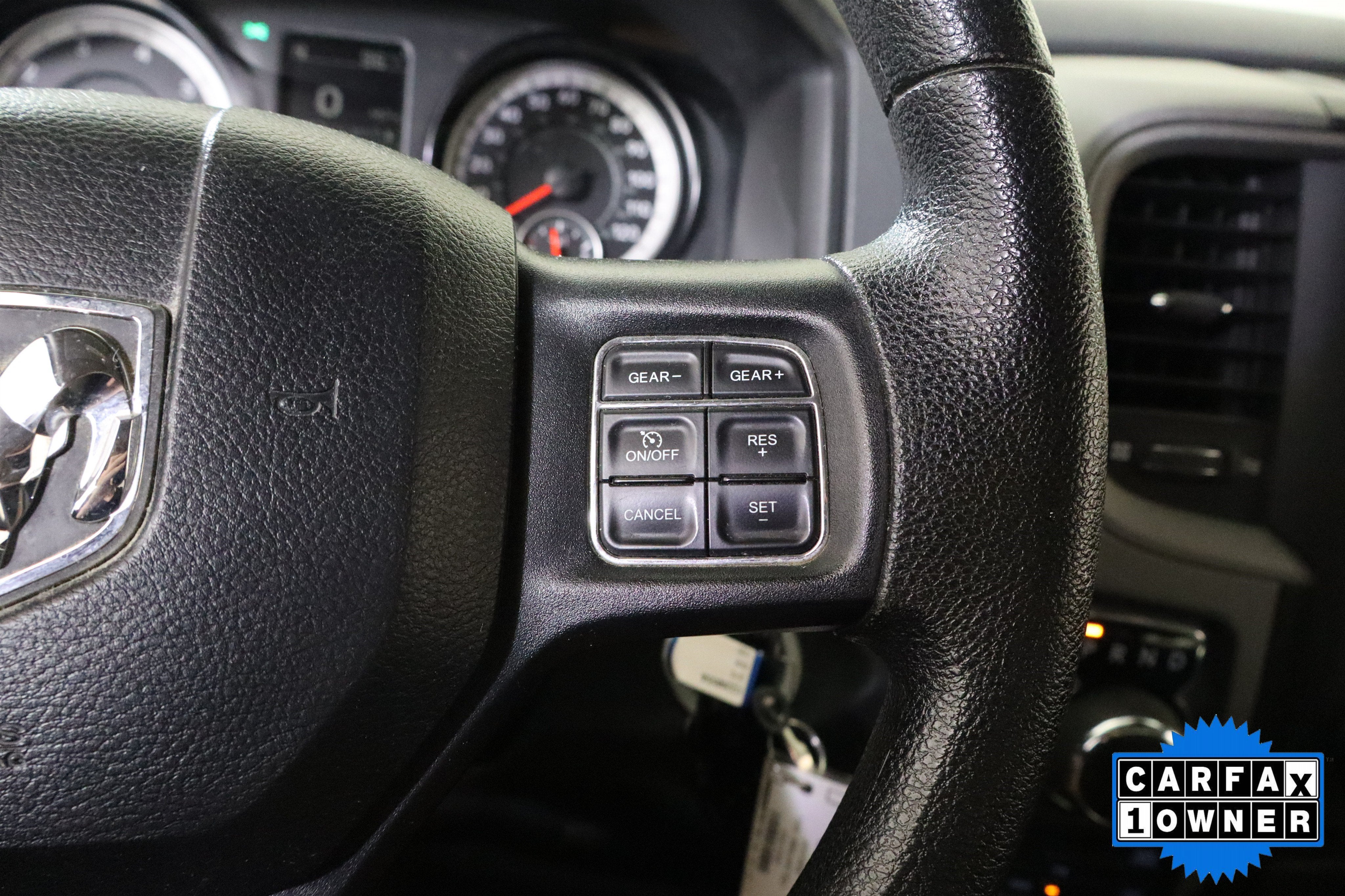 2016 RAM 1500 Express Quad Cab 4WD
