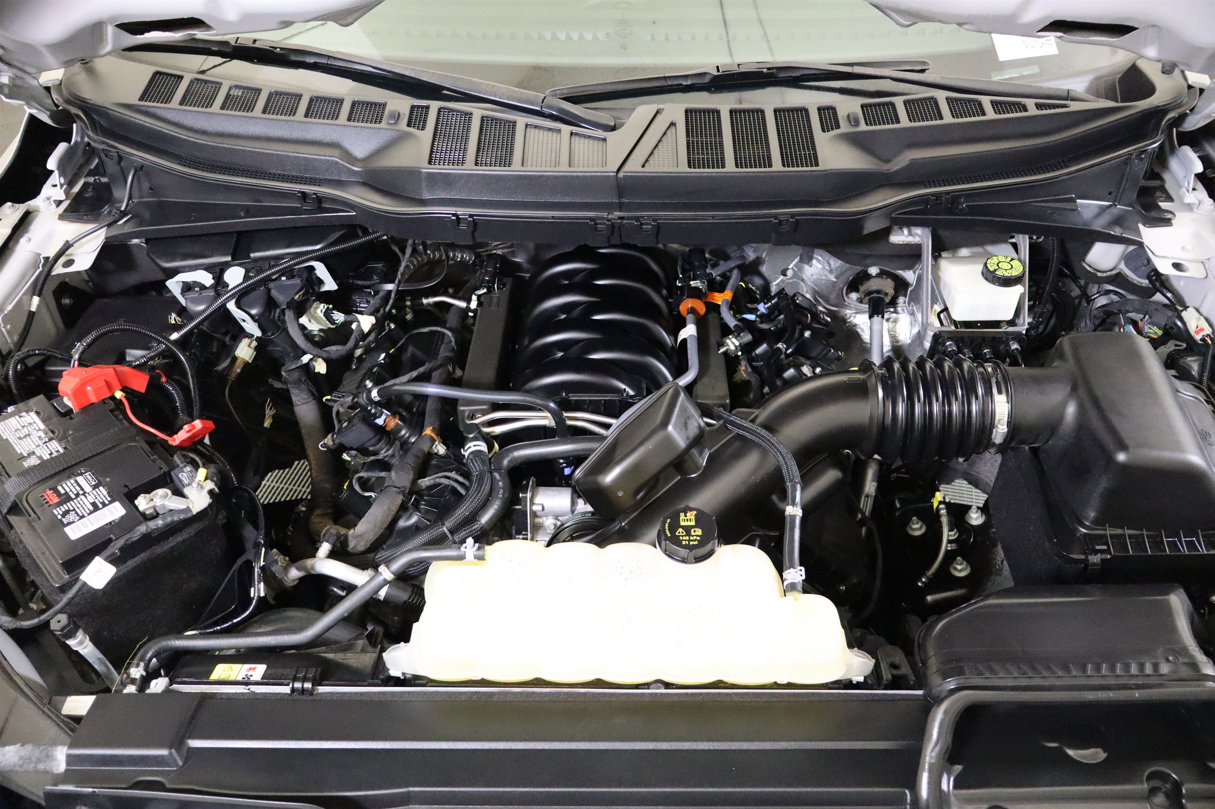 2022 Ford F-150 LARIAT 4WD