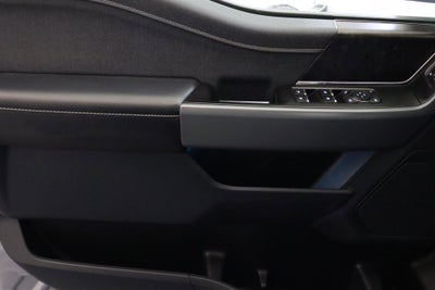 2022 Ford F-150 LARIAT 4WD