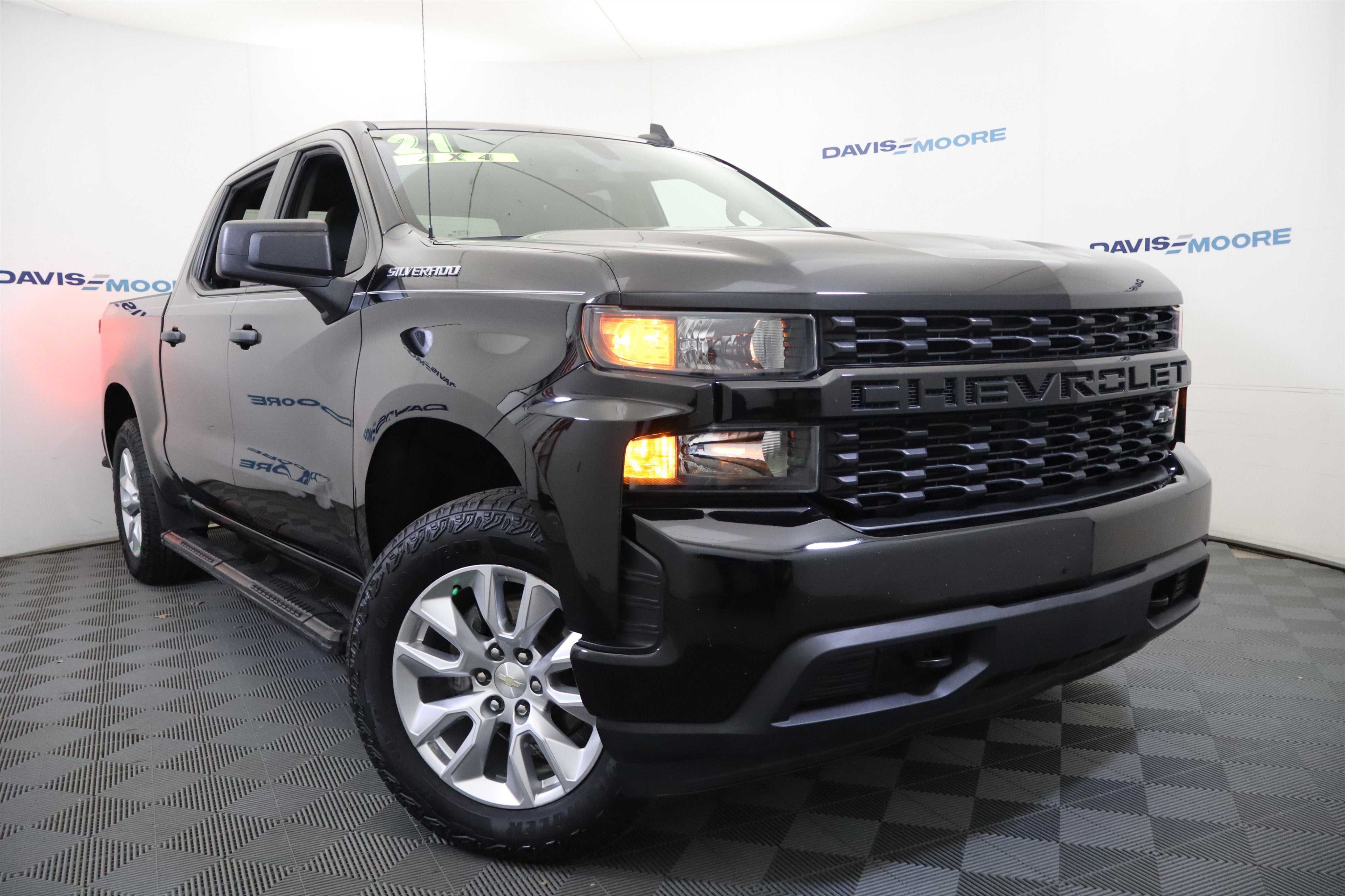 2021 Chevrolet Silverado 1500 Custom Crew Cab 4WD