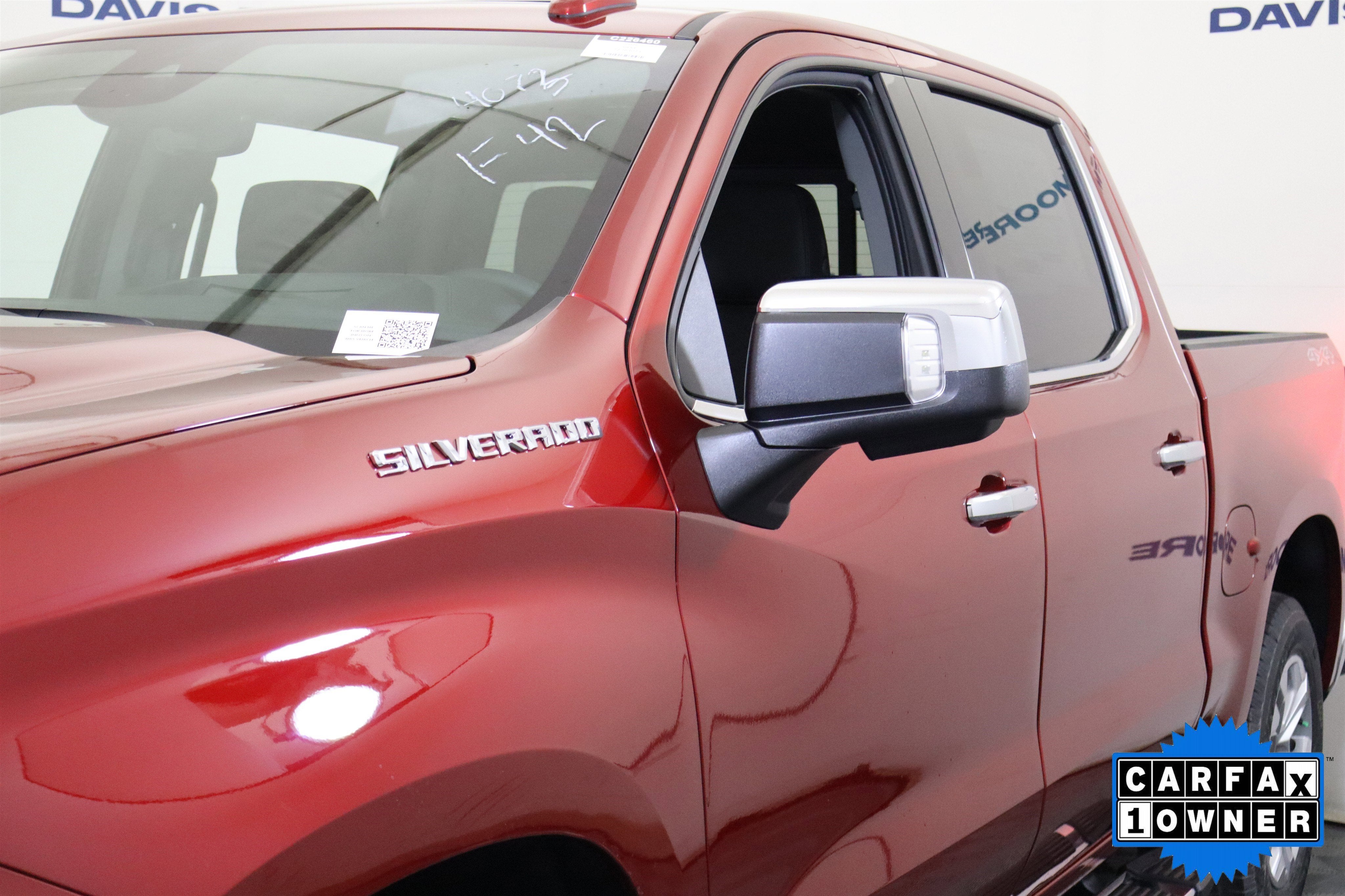 2024 Chevrolet Silverado 1500 LT Crew Cab 4WD