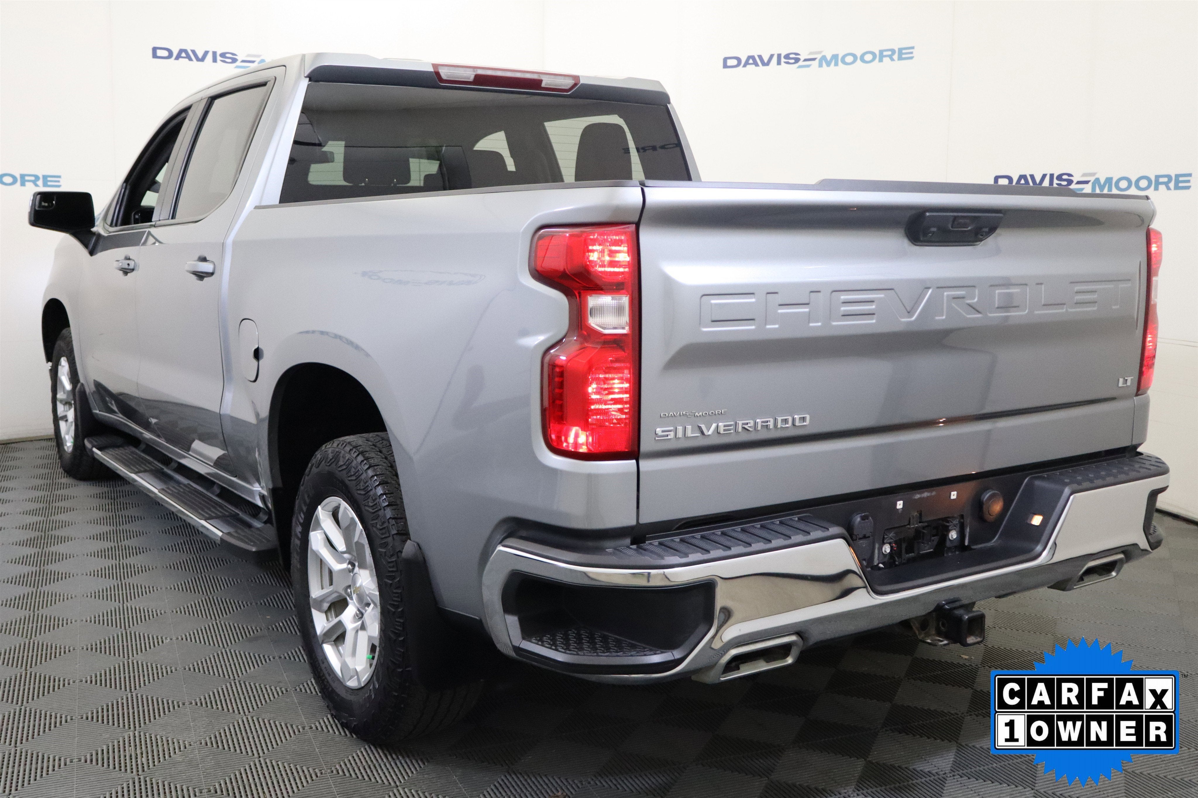 2023 Chevrolet Silverado 1500 LT Crew Cab 4WD