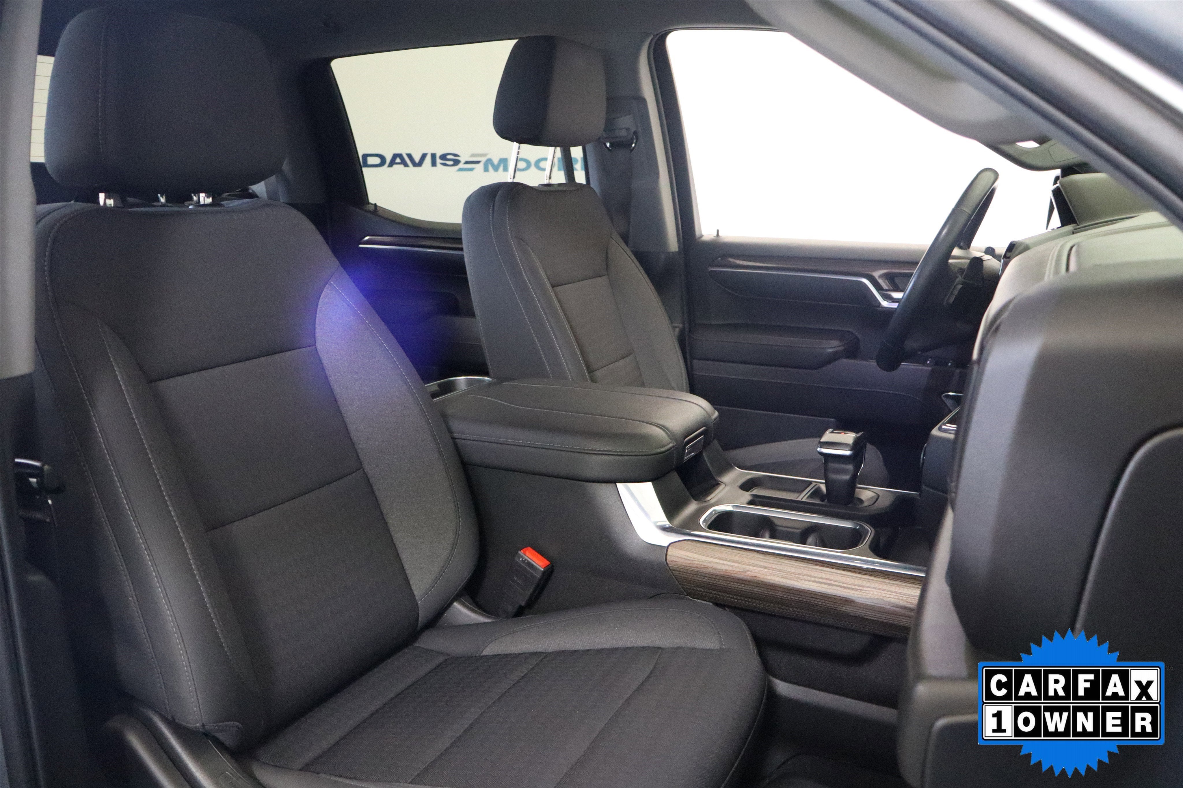 2023 Chevrolet Silverado 1500 LT Crew Cab 4WD