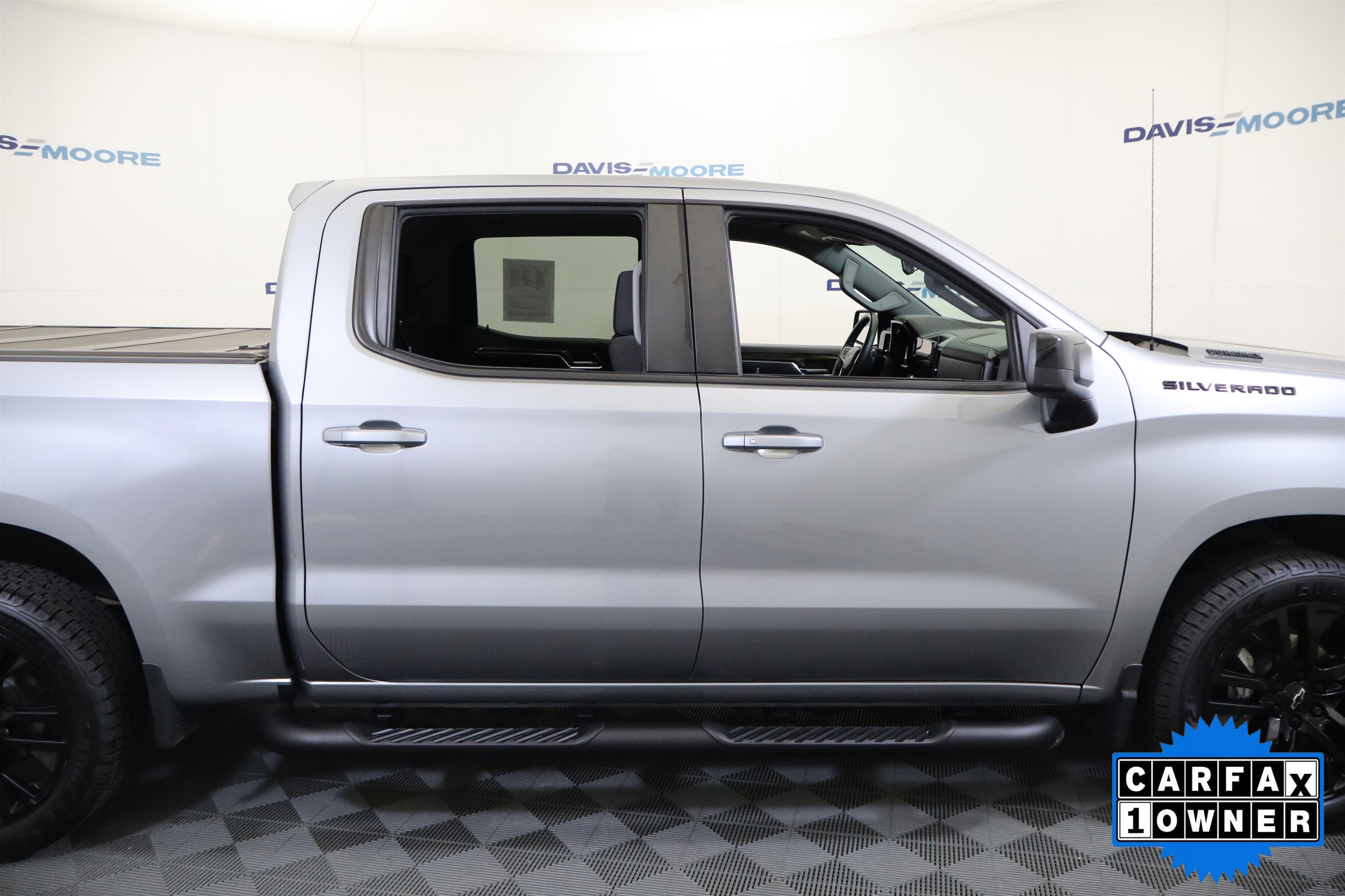 2023 Chevrolet Silverado 1500 RST Crew Cab 4WD