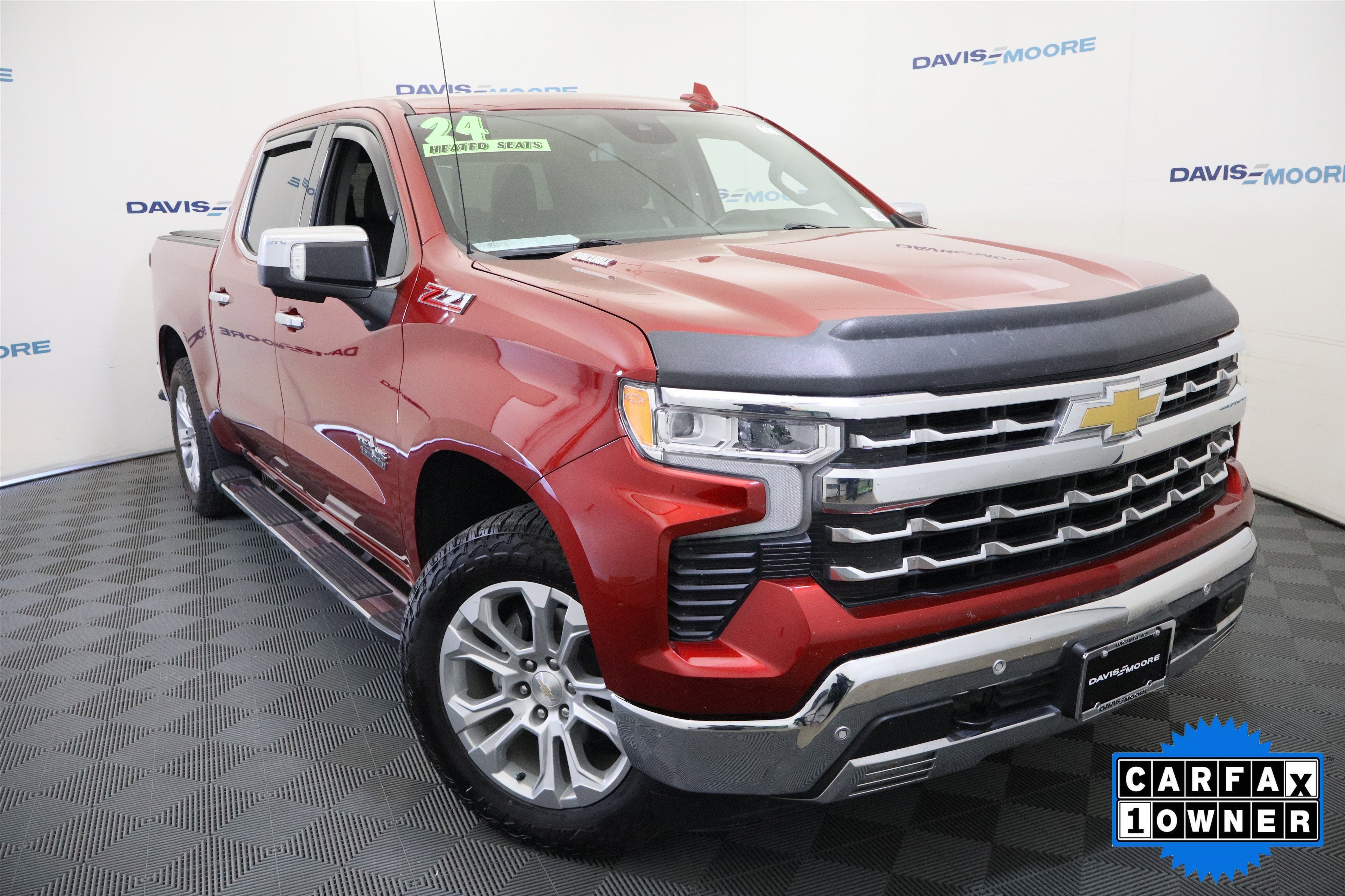 2024 Chevrolet Silverado 1500 LTZ Crew Cab 4WD