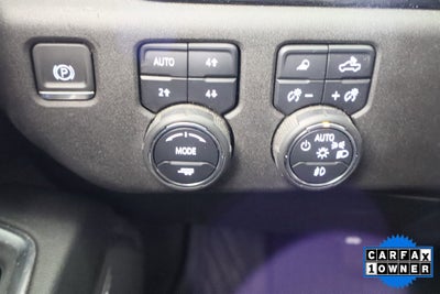 2024 Chevrolet Silverado 1500 LTZ Crew Cab 4WD