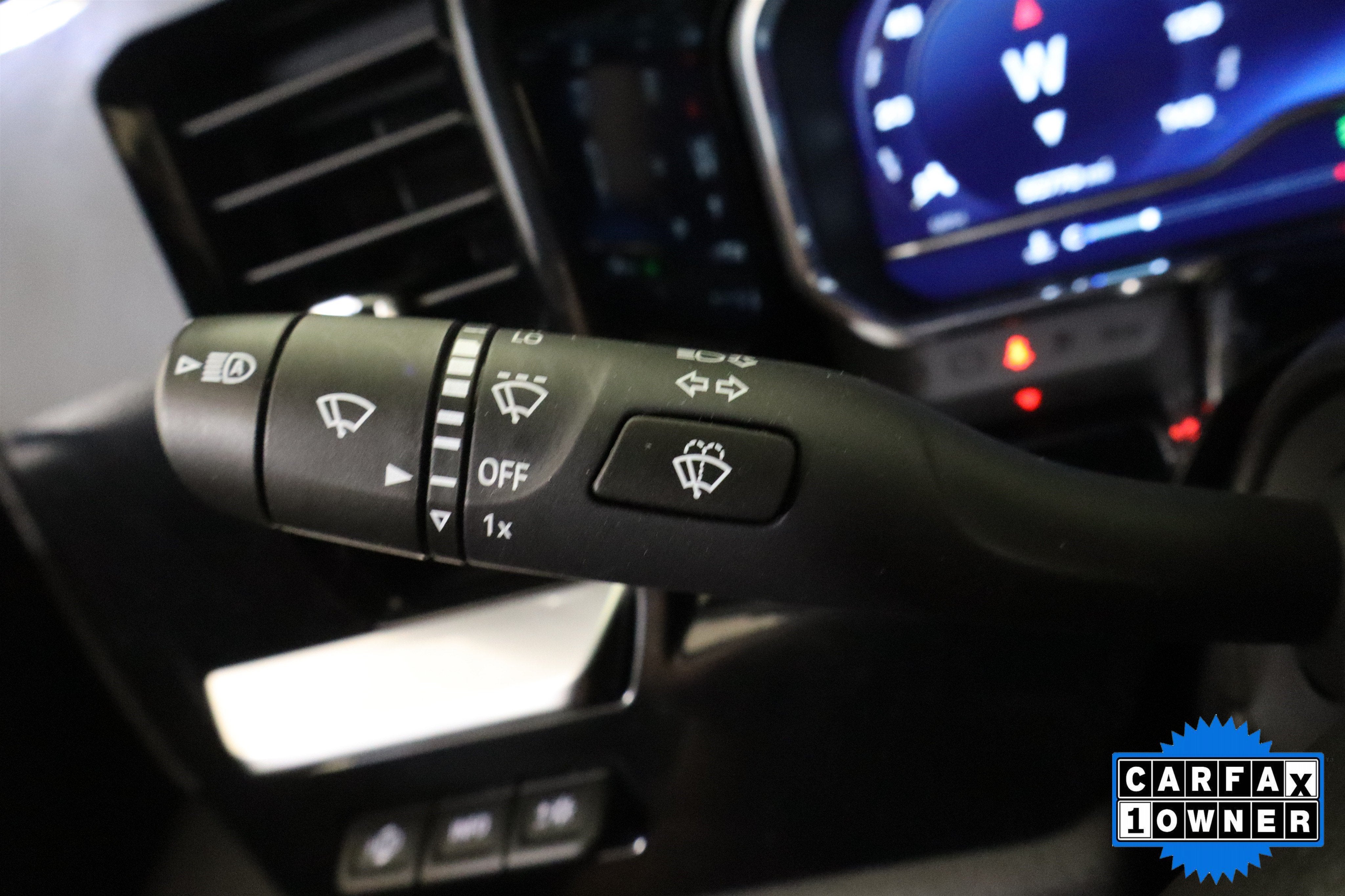 2024 Chevrolet Silverado 1500 LTZ Crew Cab 4WD