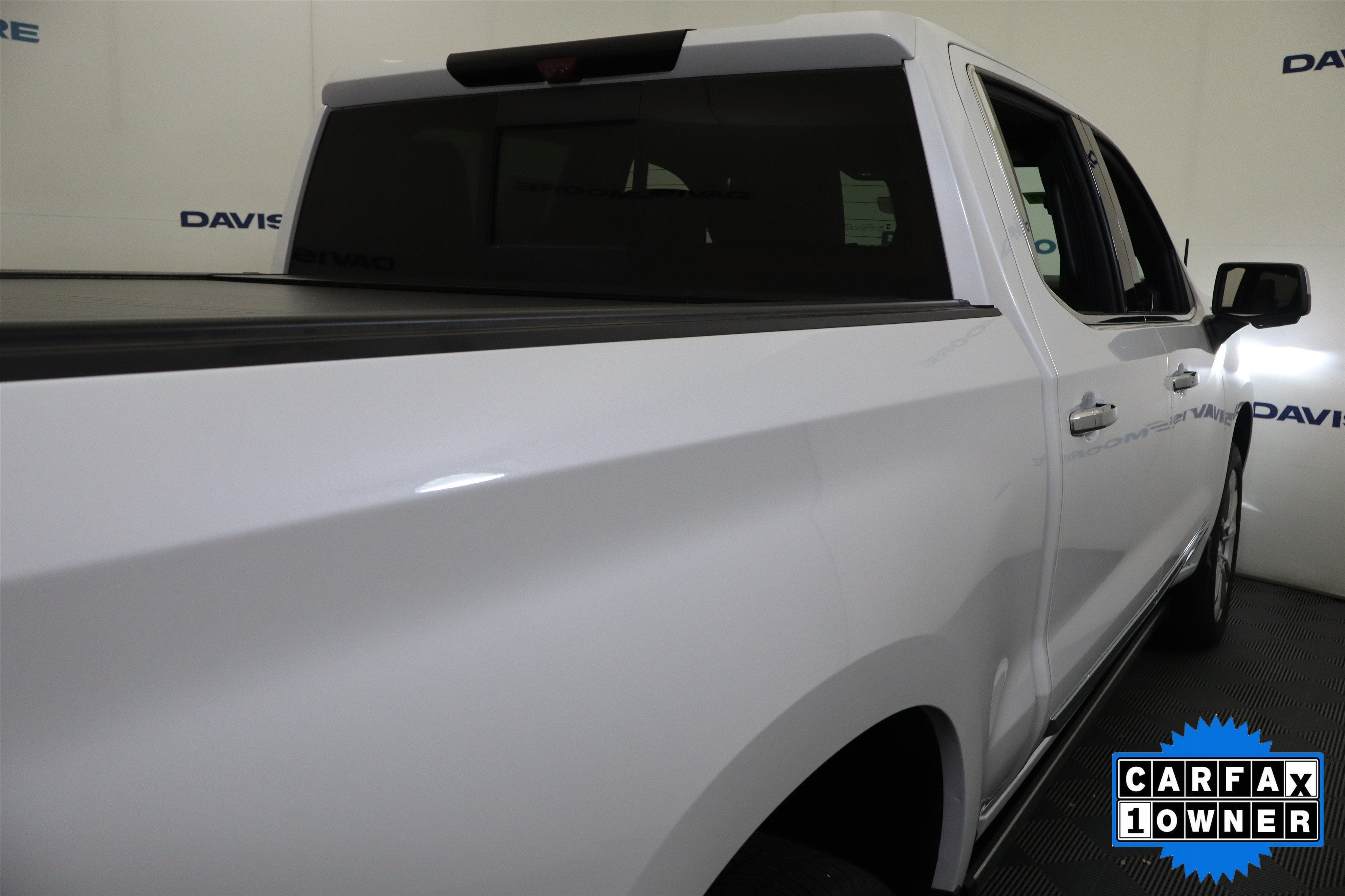2024 Chevrolet Silverado 1500 High Country Crew Cab 4WD