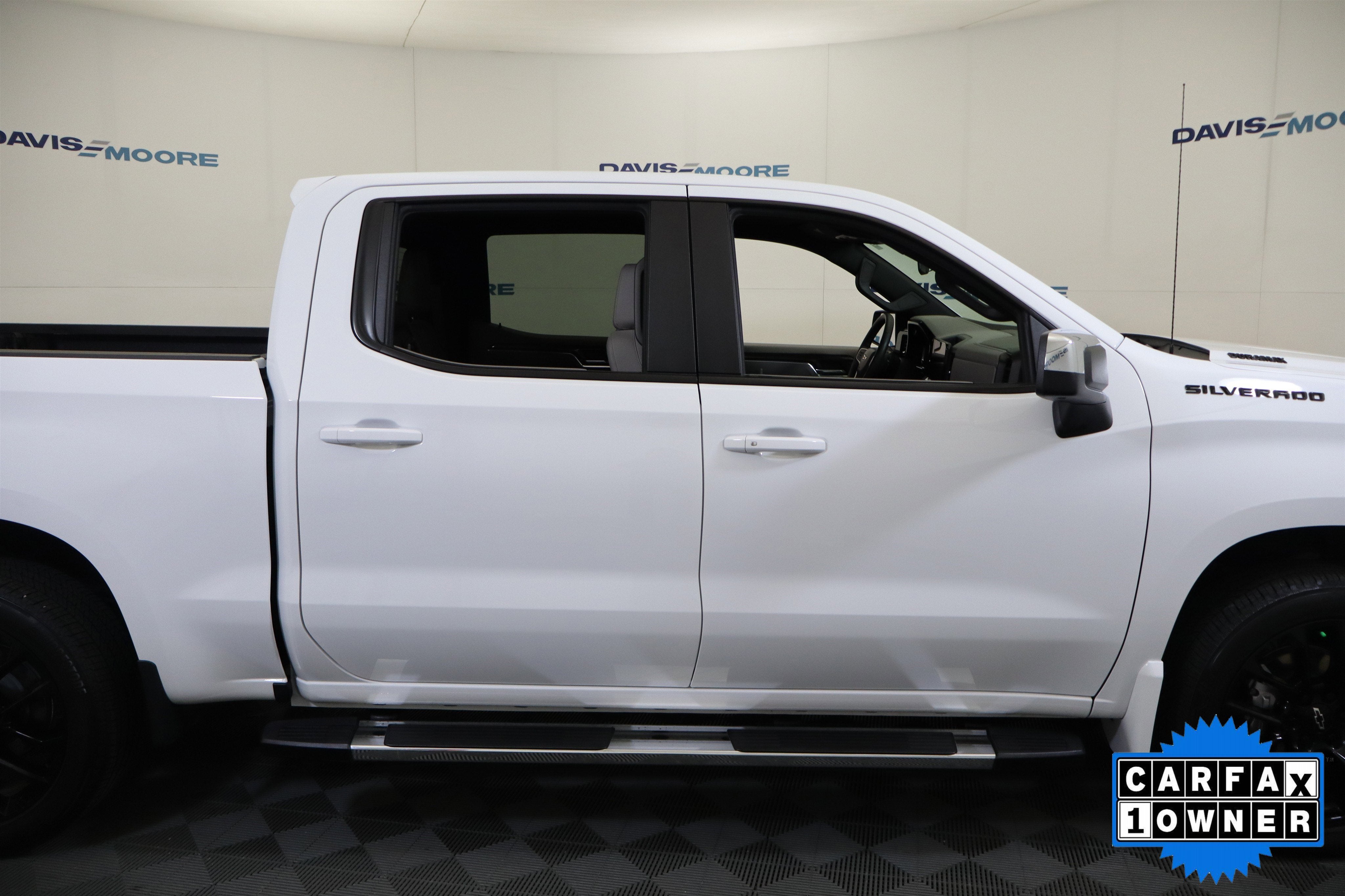 2025 Chevrolet Silverado 1500 LT Crew Cab 4WD